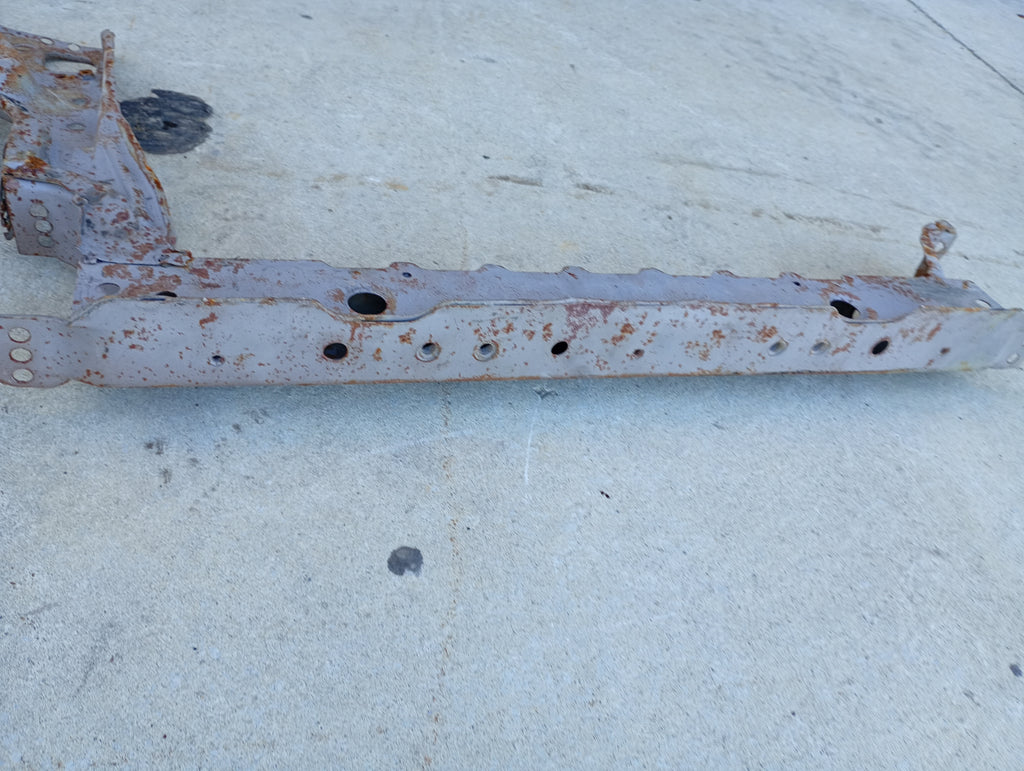 LOWER Radiator Support, R32 GTR