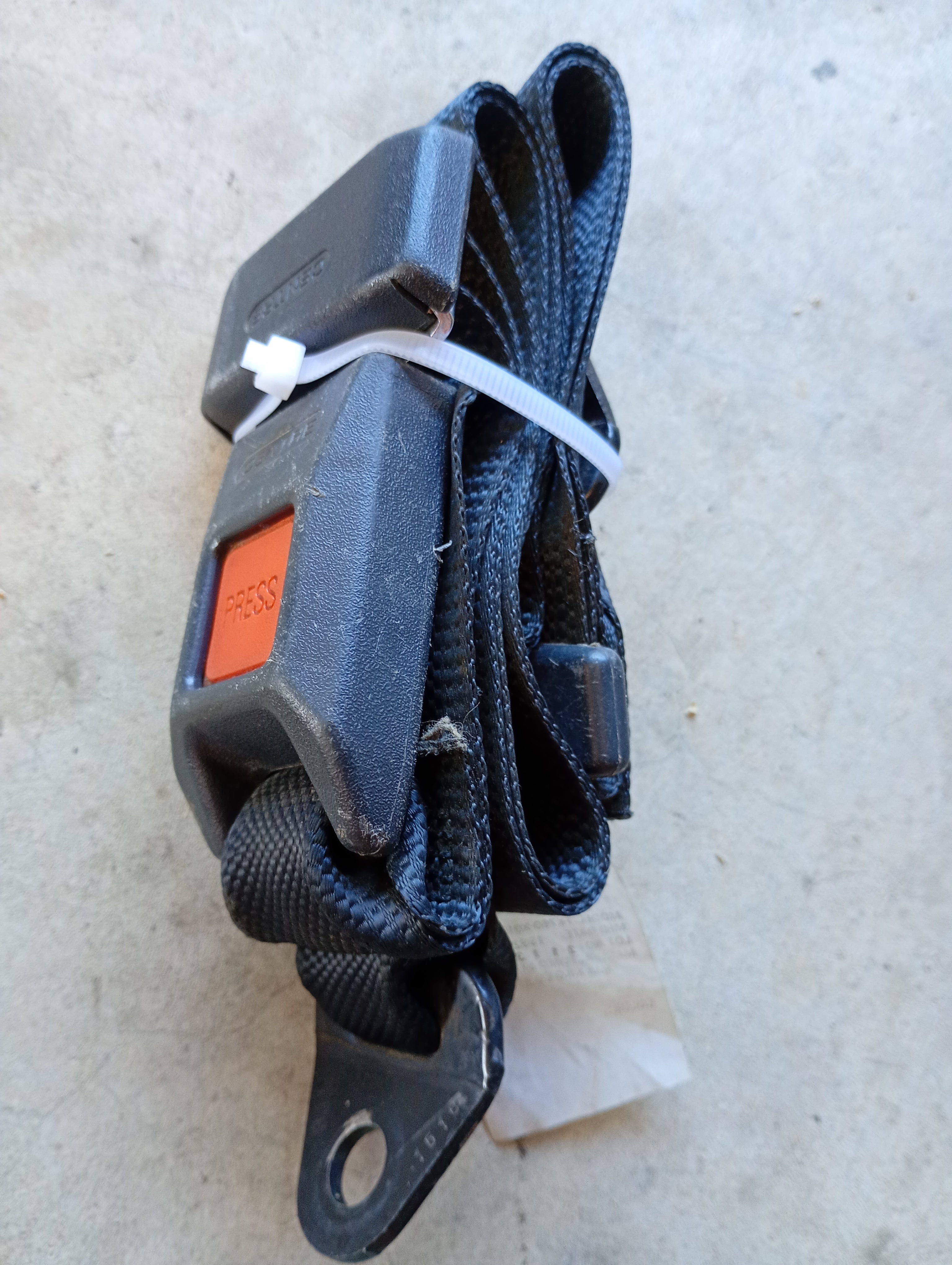 Rear Lap Belt, R32 GTR mfd:1992
