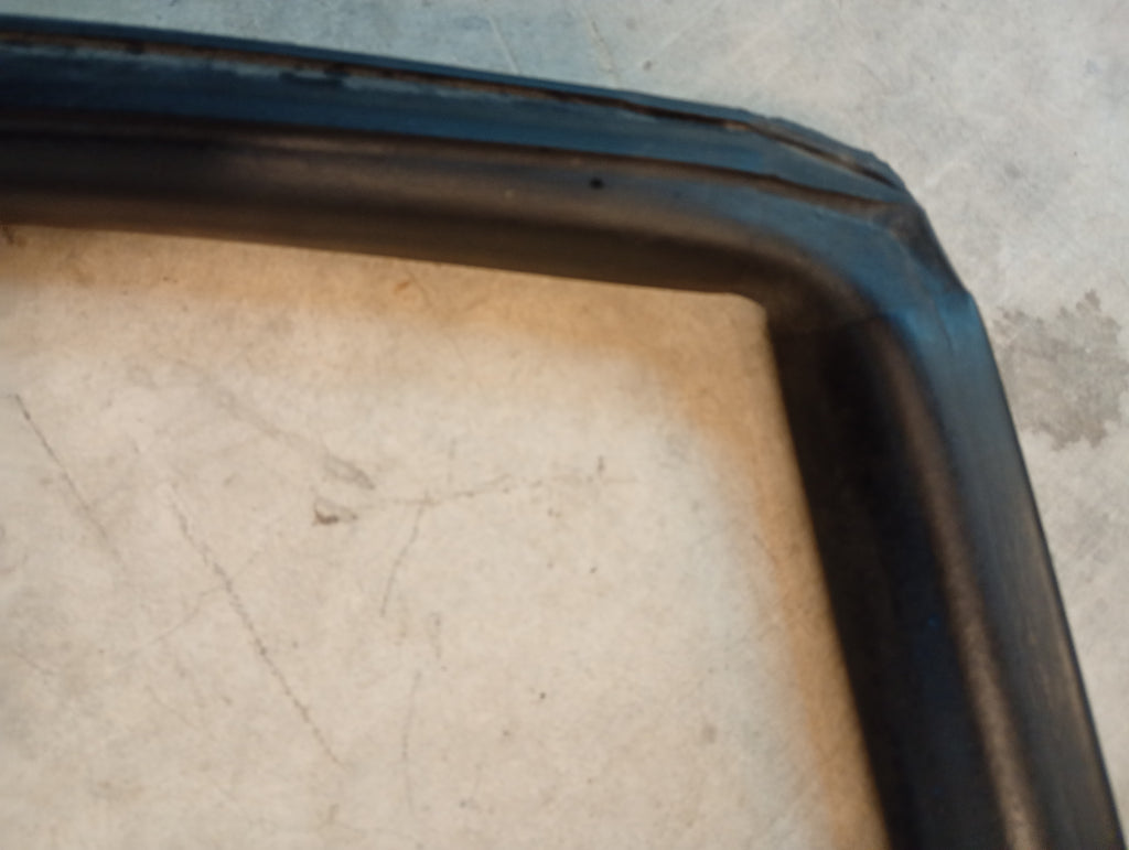 LEFT Upper Door Glass Seal, R32 Coupe