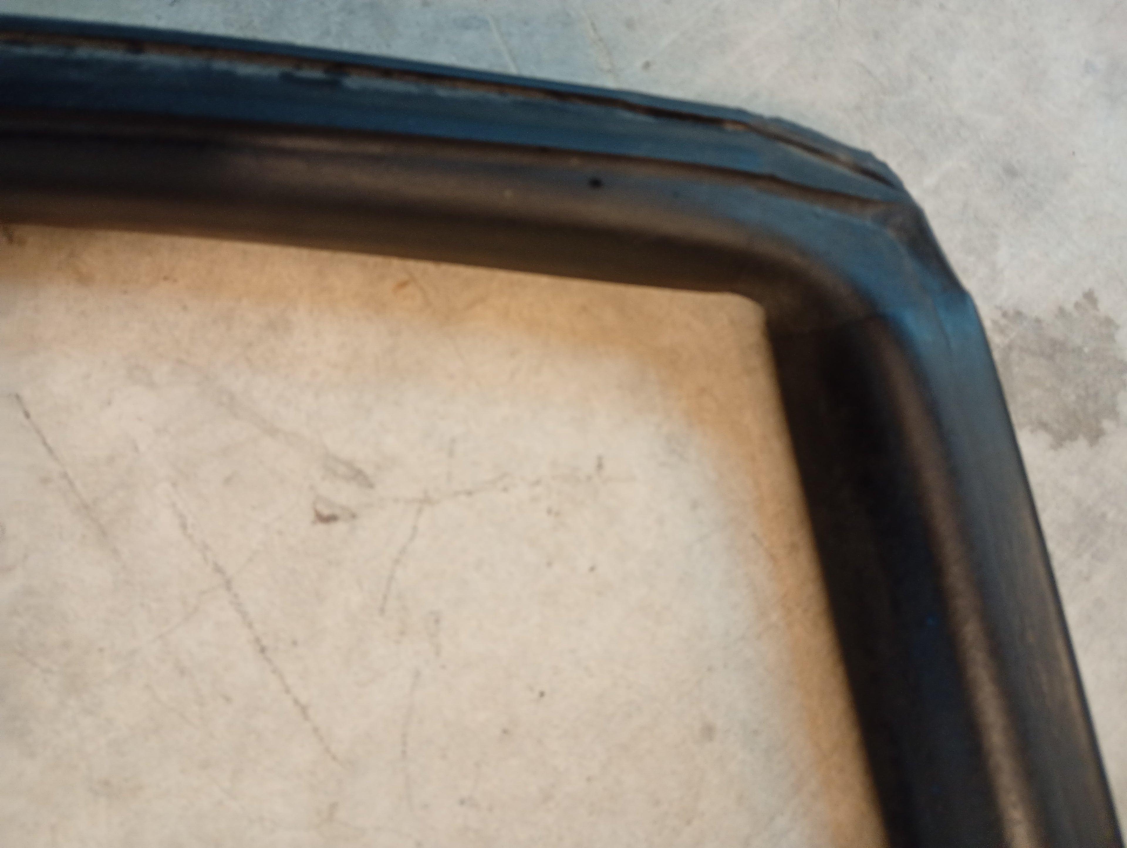 LEFT Upper Door Glass Seal, R32 Coupe