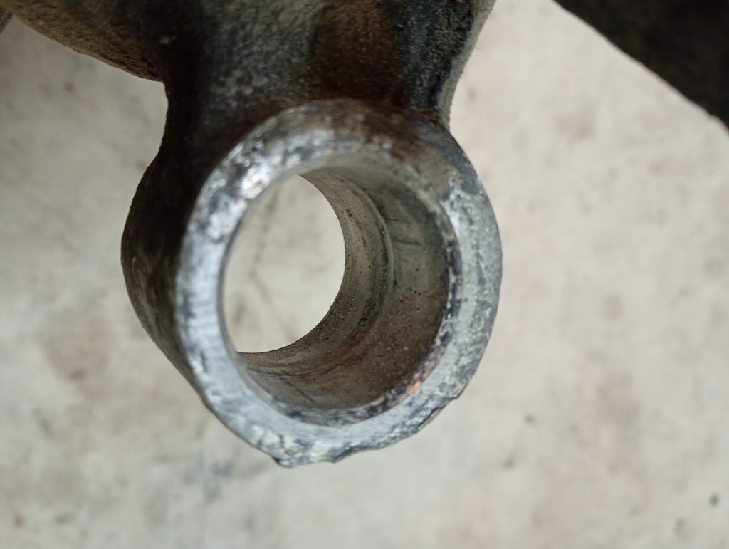 LEFT Rear Hub Carrier, R32 GTR