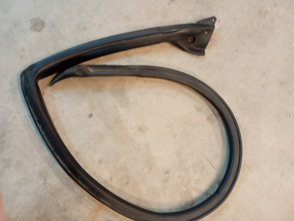 LEFT Upper Door Glass Seal, R32 Coupe