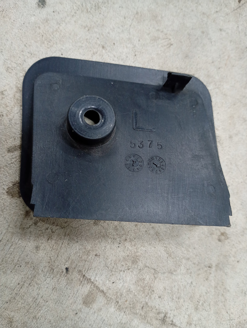 LEFT Front Seat Belt Guide Trim, R32 gtr