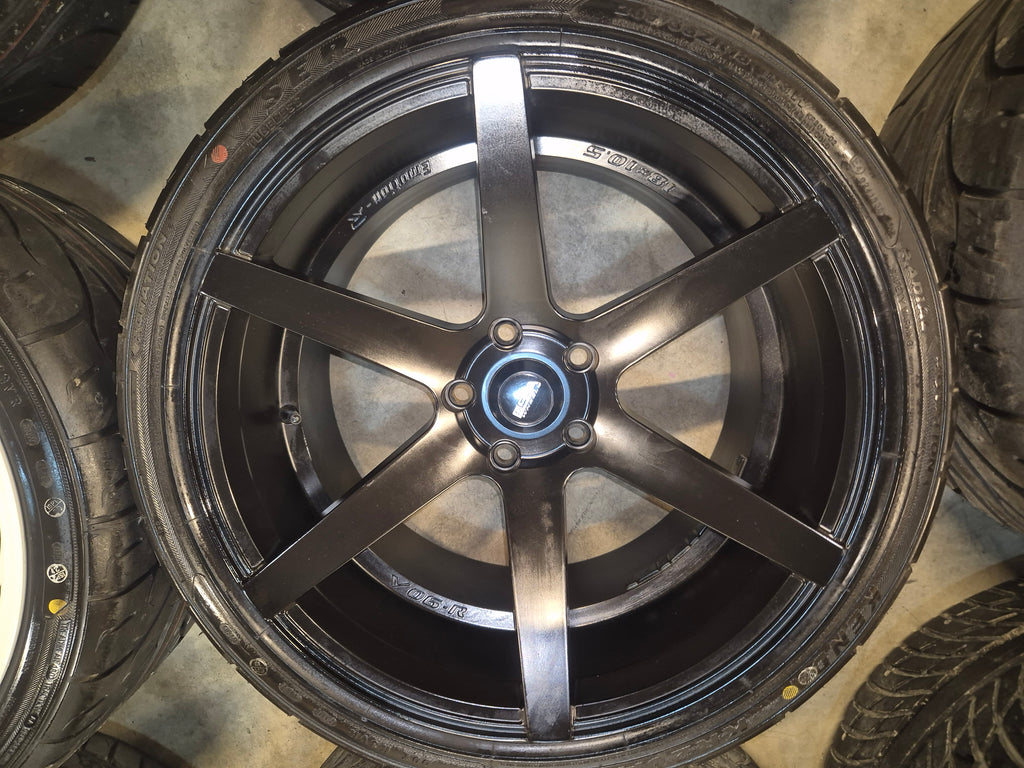 SSA Emotion R 18x10.5 w/Tyres *New