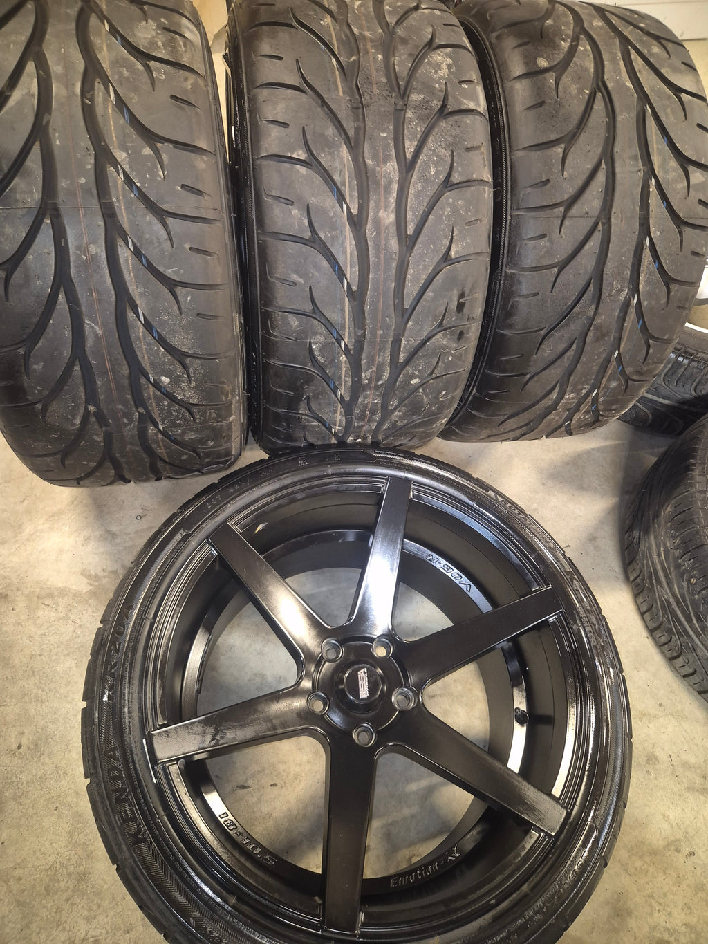 SSA Emotion R 18x10.5 w/Tyres *New