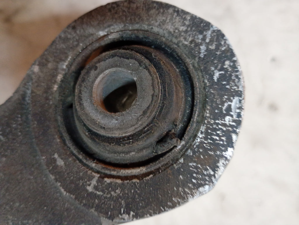 LEFT Rear Hub Carrier, R32 GTR
