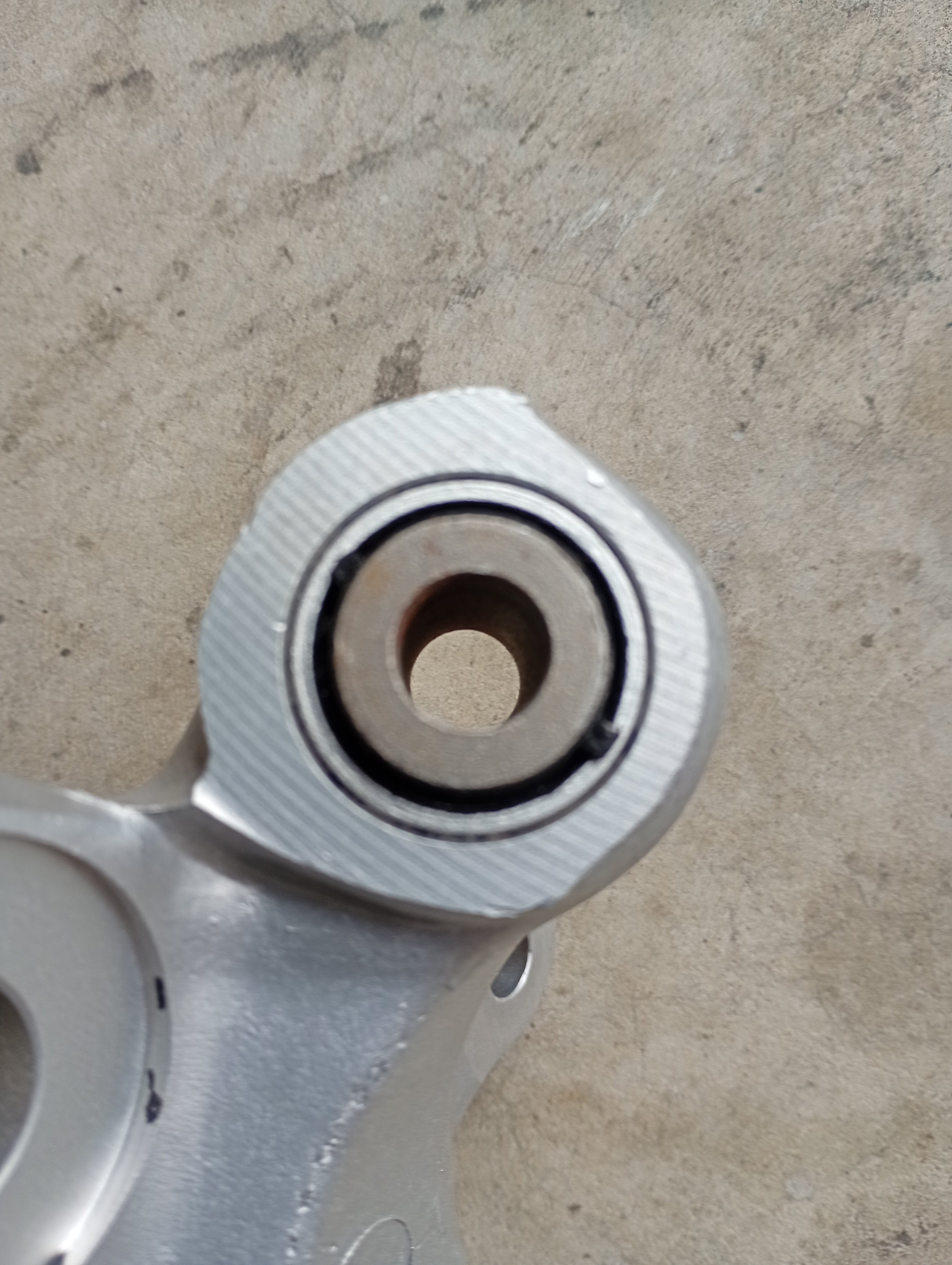 LEFT Rear Hub Carrier, R32 GTR