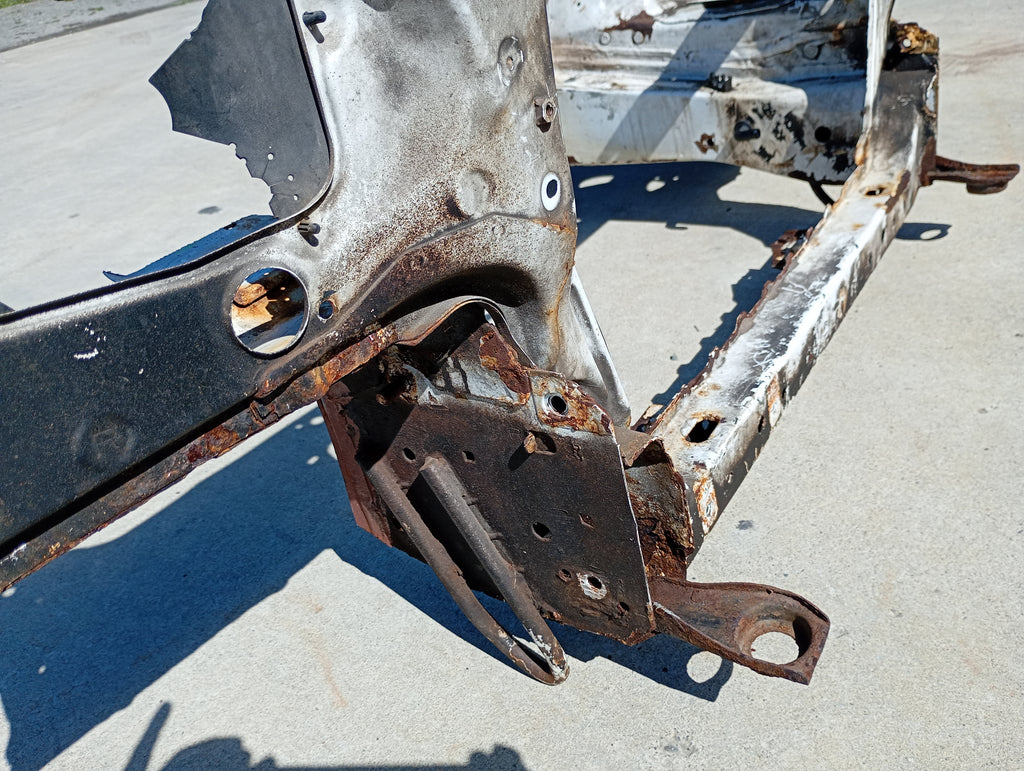 Front Clip, R32 GTR