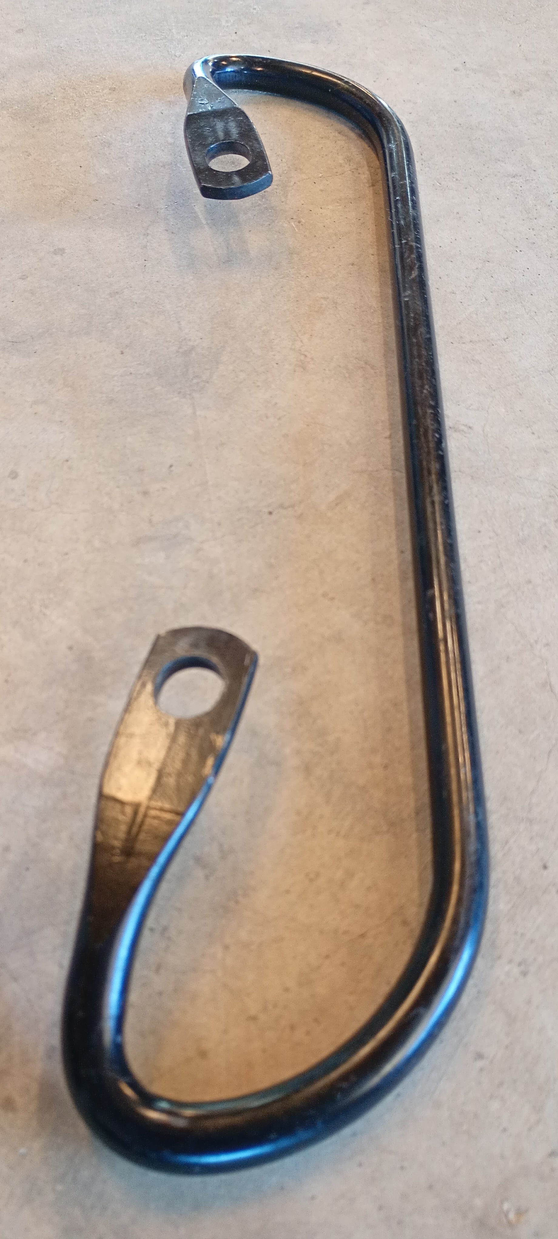 Front Seat Belt Mounting Rail, R32 2dr