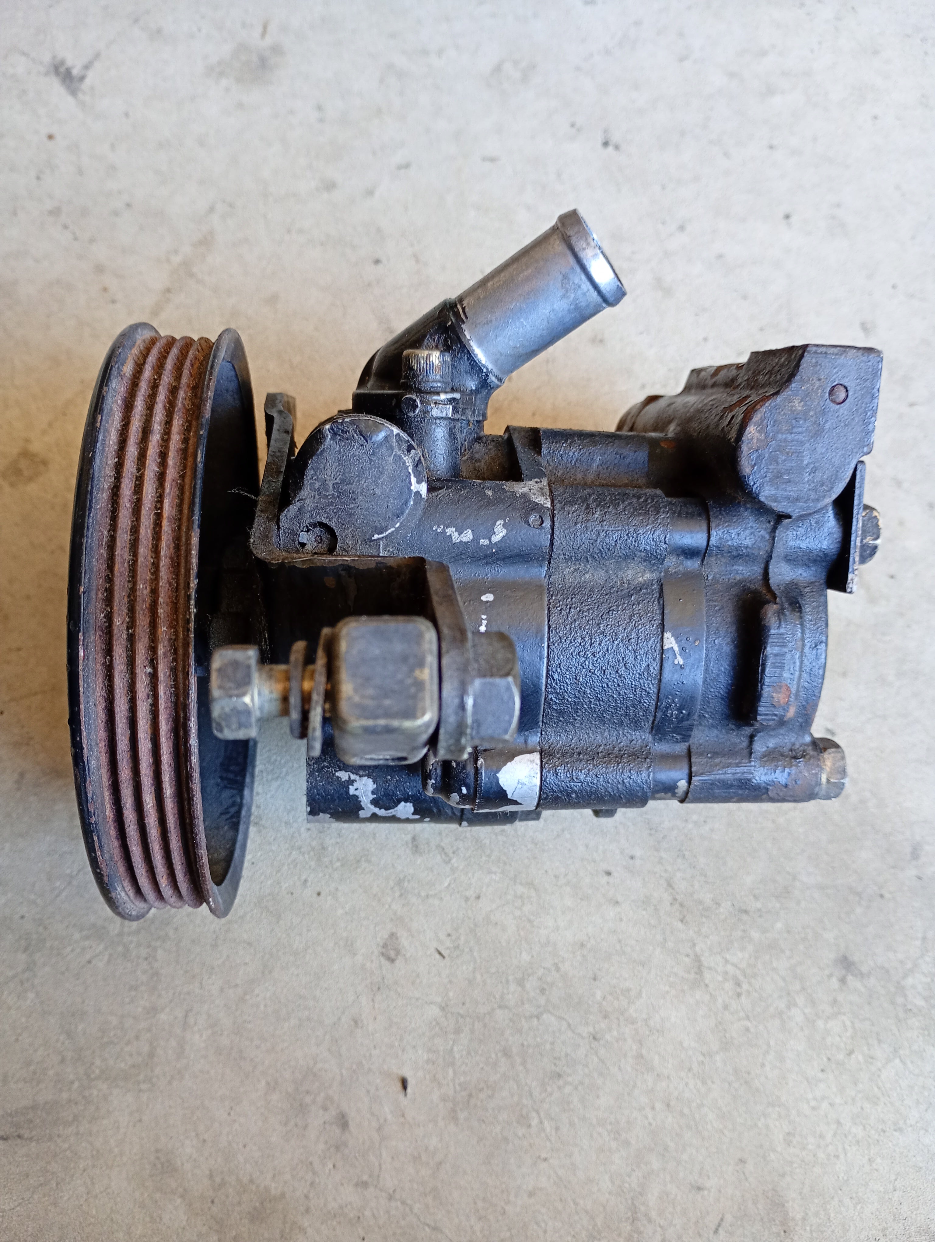 Power Steering Pump, R32 GTS