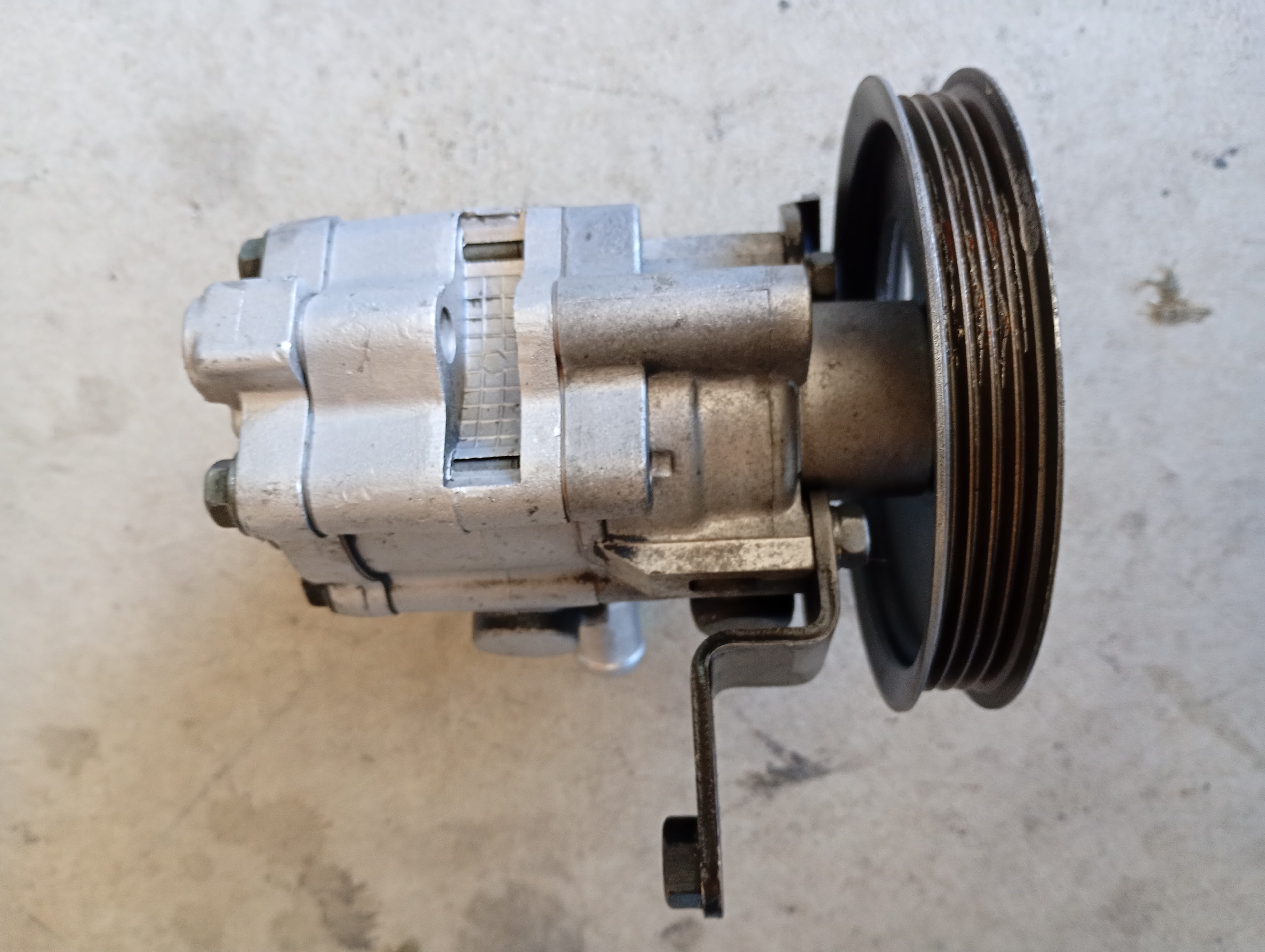 Power Steering Pump, R32 GTR