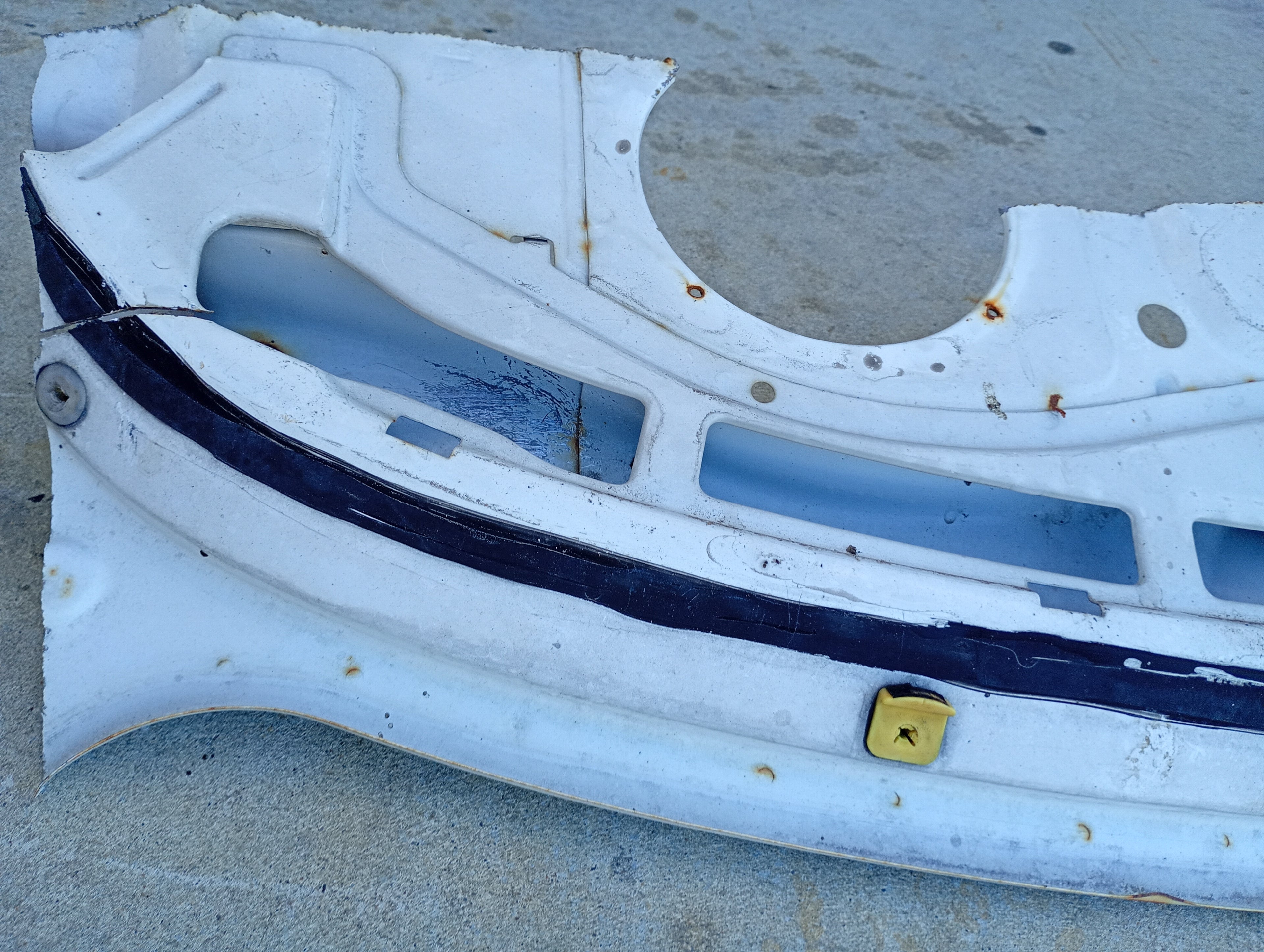Parcel Tray Cut, R32 GTR