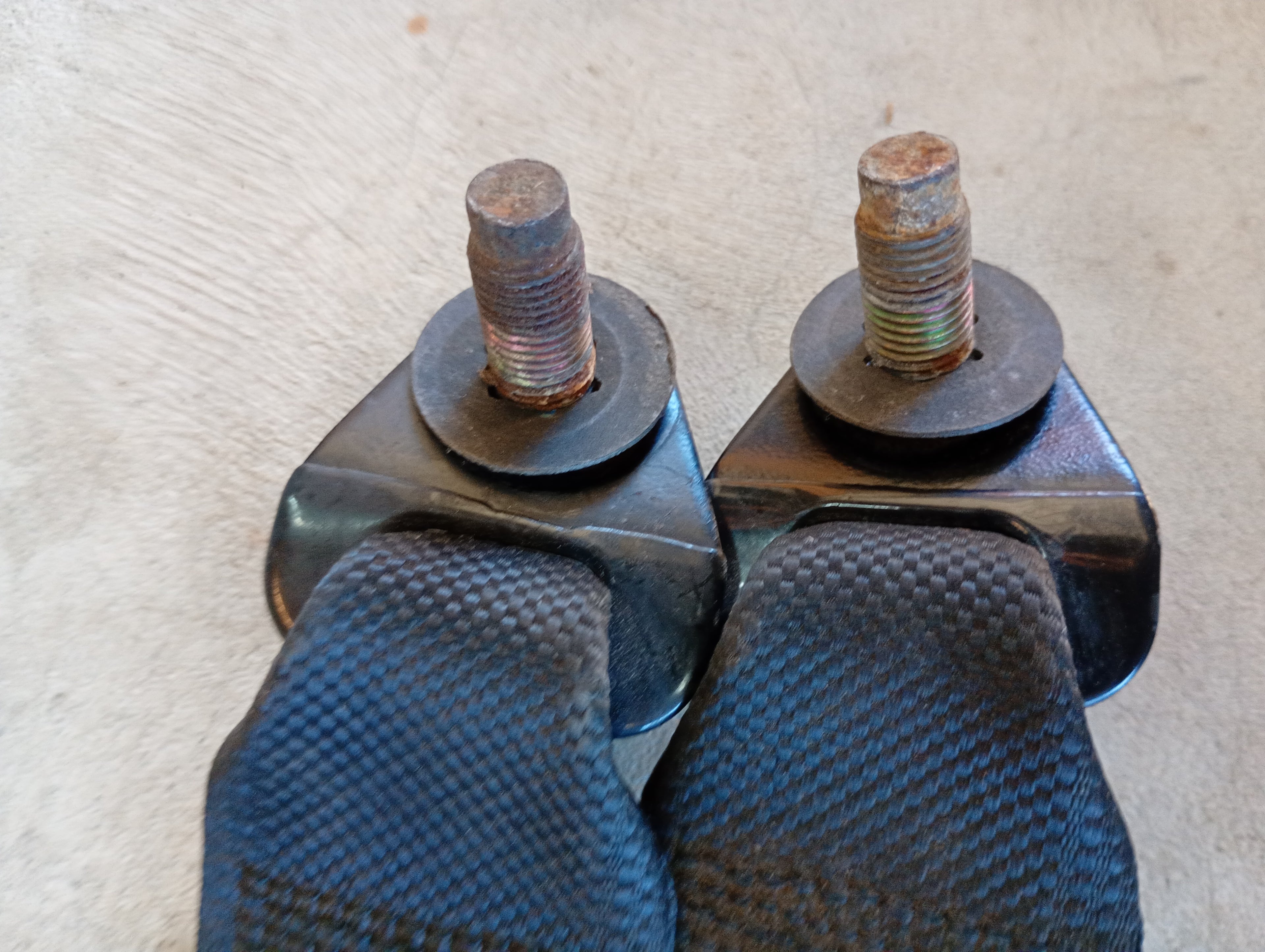 Rear Lap Belt, R32 GTR mfd:1989