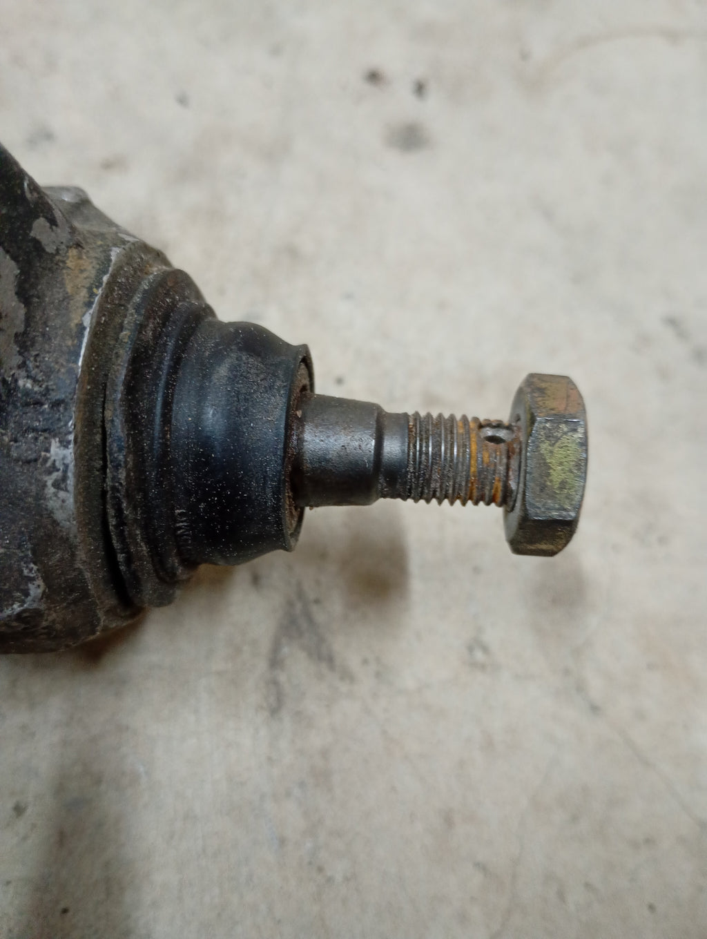 LEFT Rear Hub Carrier, R32 GTR