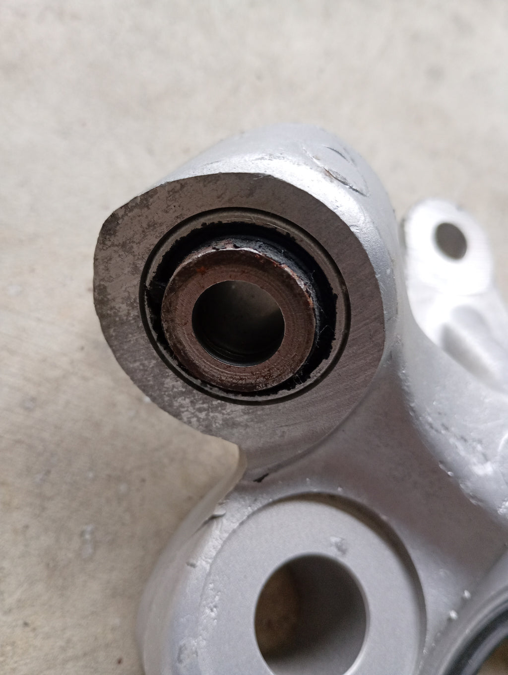 LEFT Rear Hub Carrier, R32 GTR
