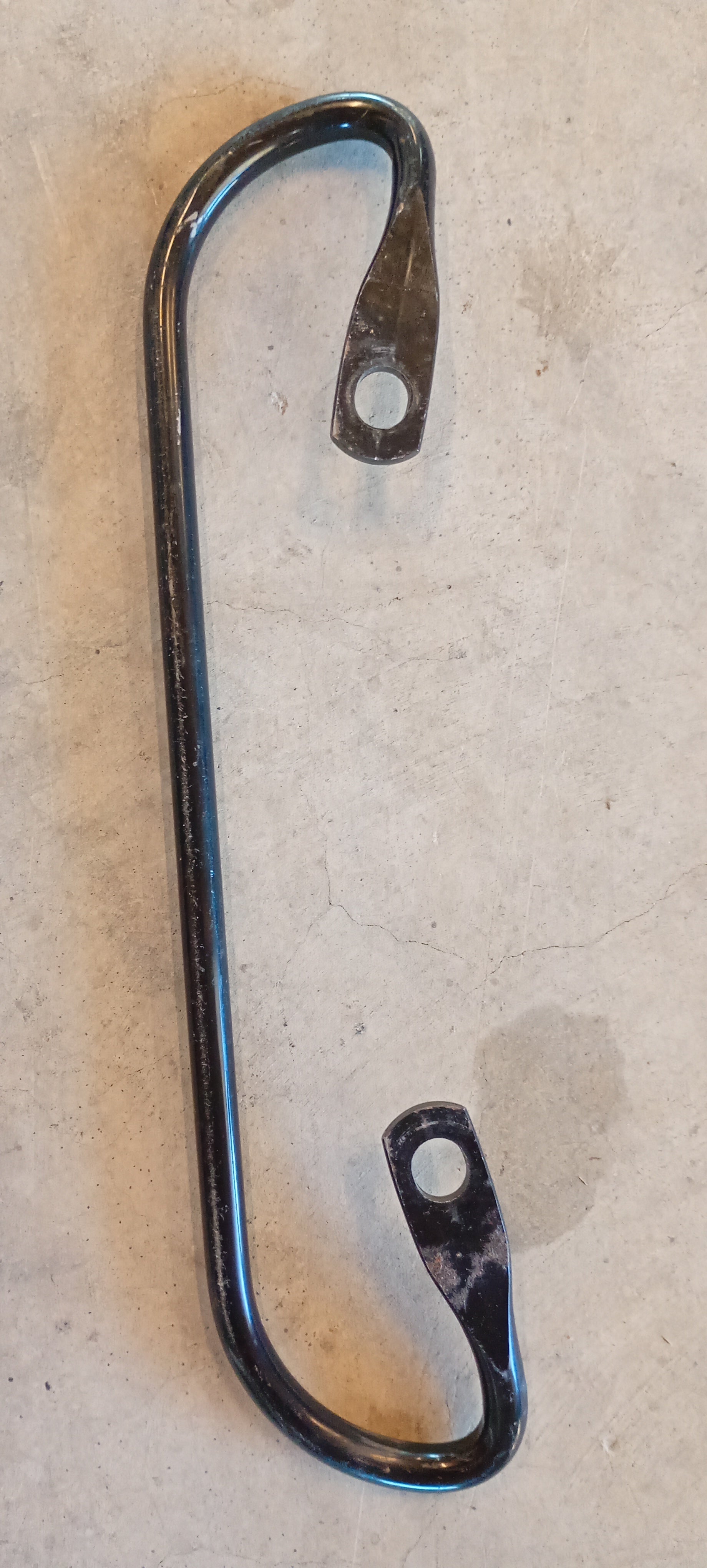 Front Seat Belt Mounting Rail, R32 2dr