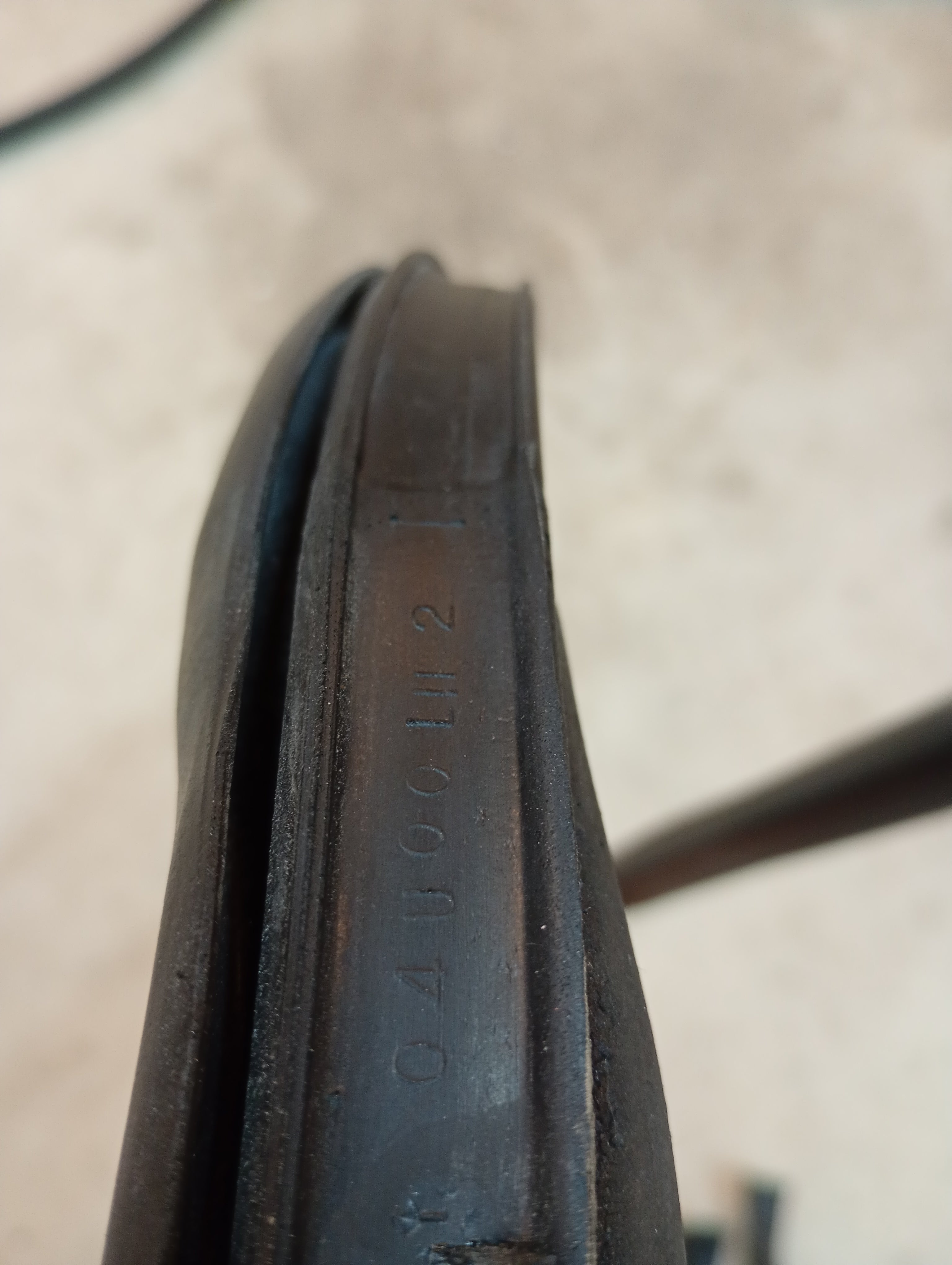 LEFT Upper Door Glass Seal, R32 Coupe