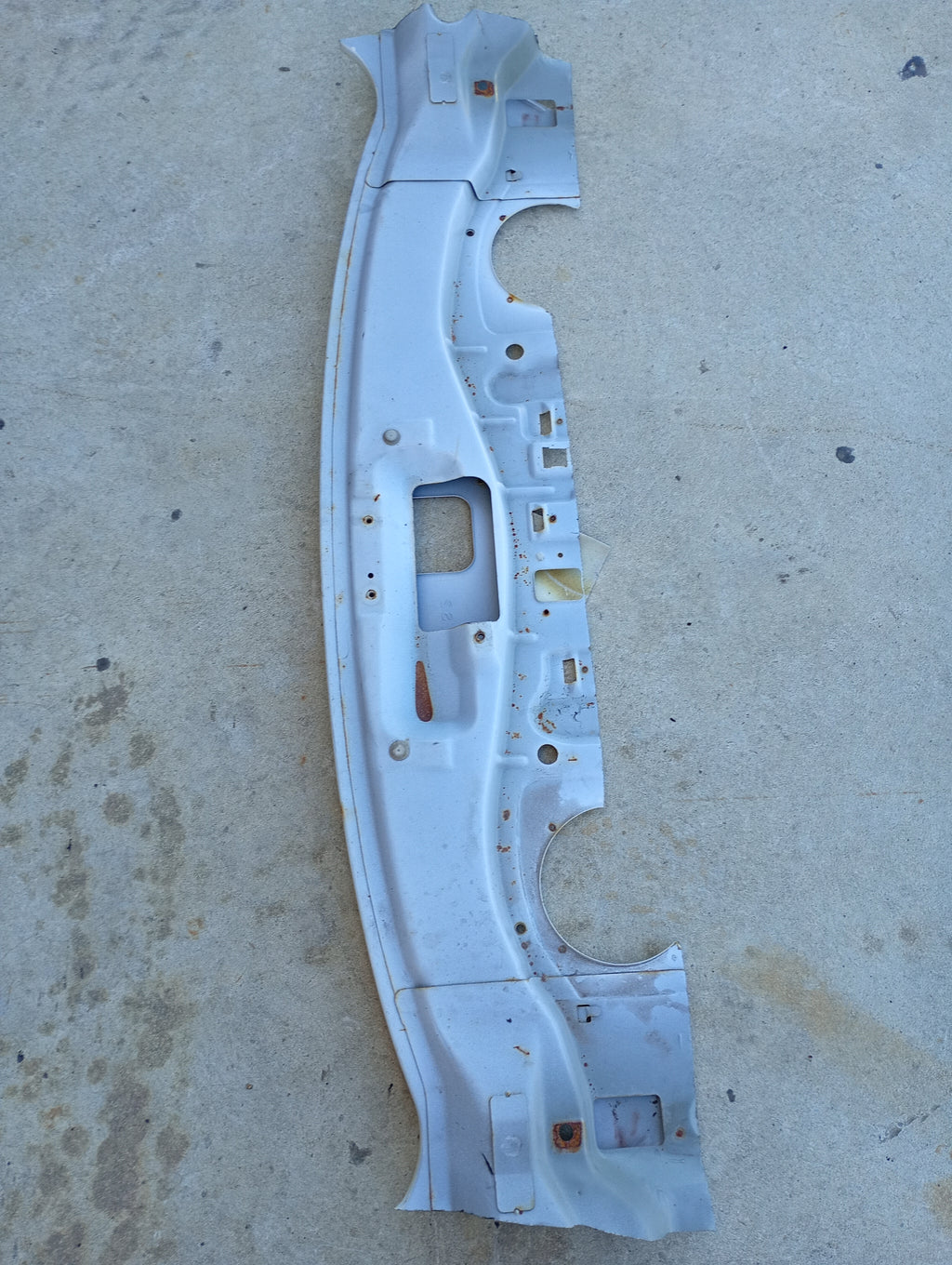 Parcel Tray Cut, R32 GTR