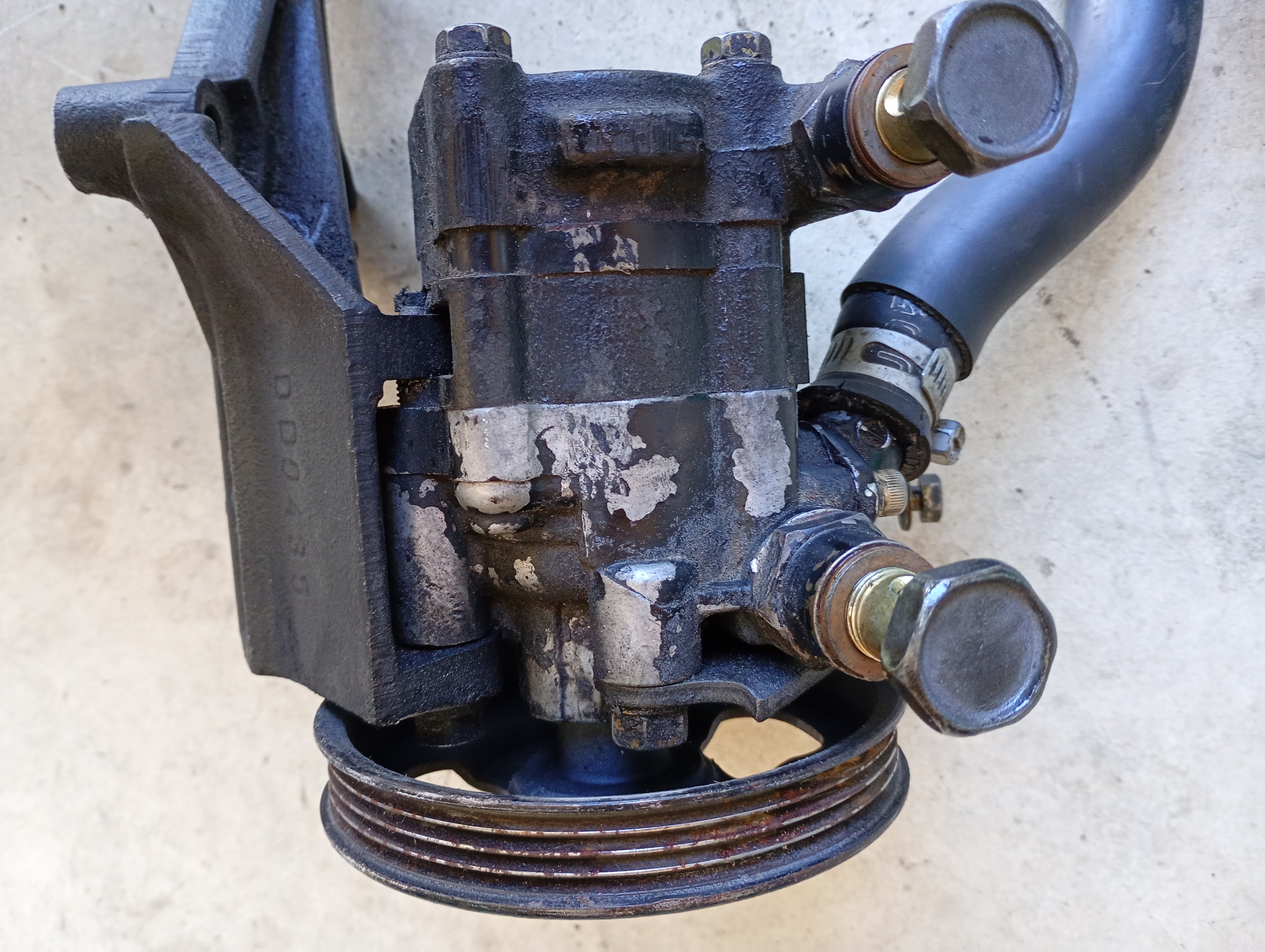 Power Steering Pump, R32 GTS