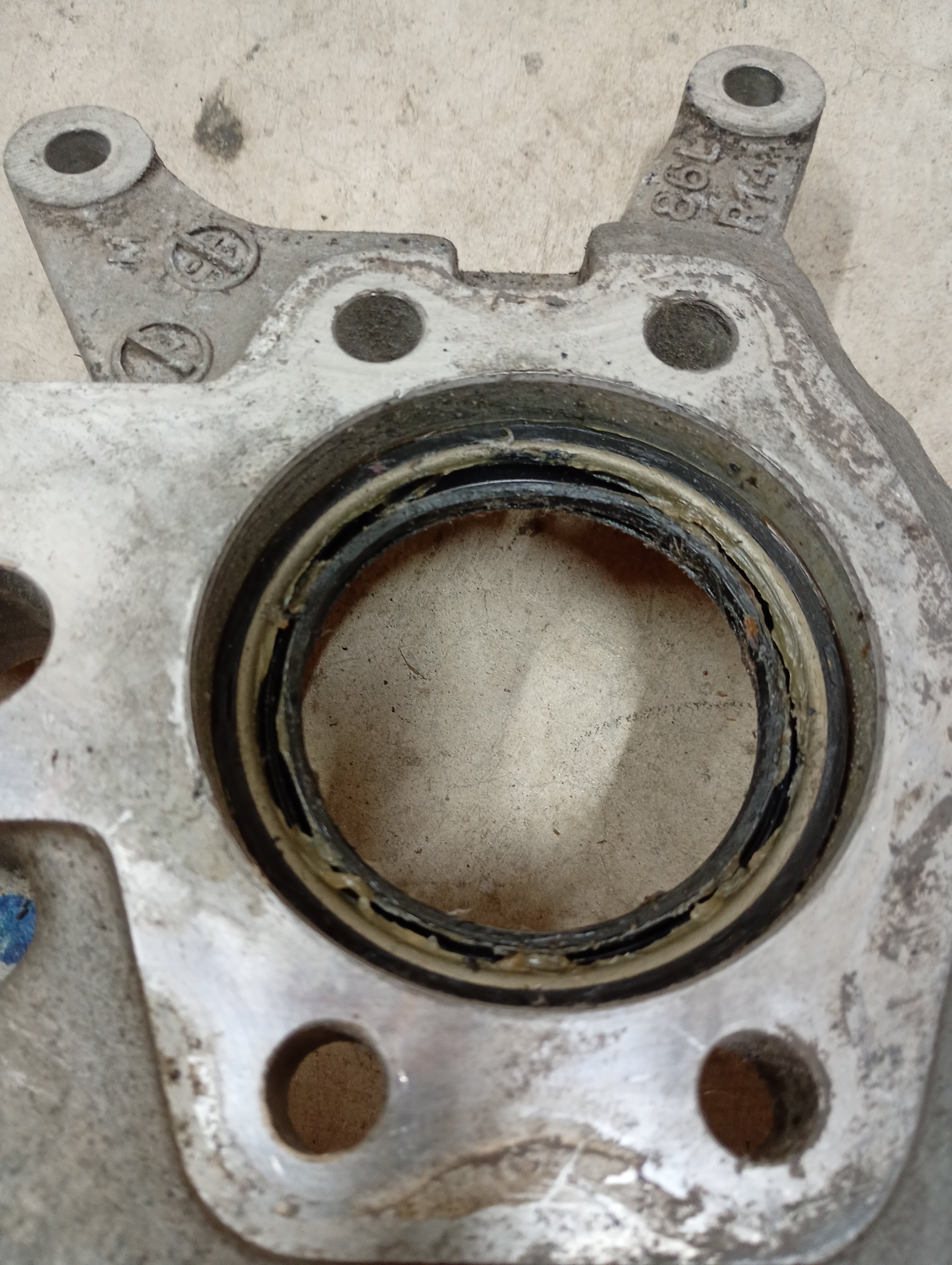 RIGHT Rear Hub Carrier, R32 GTR