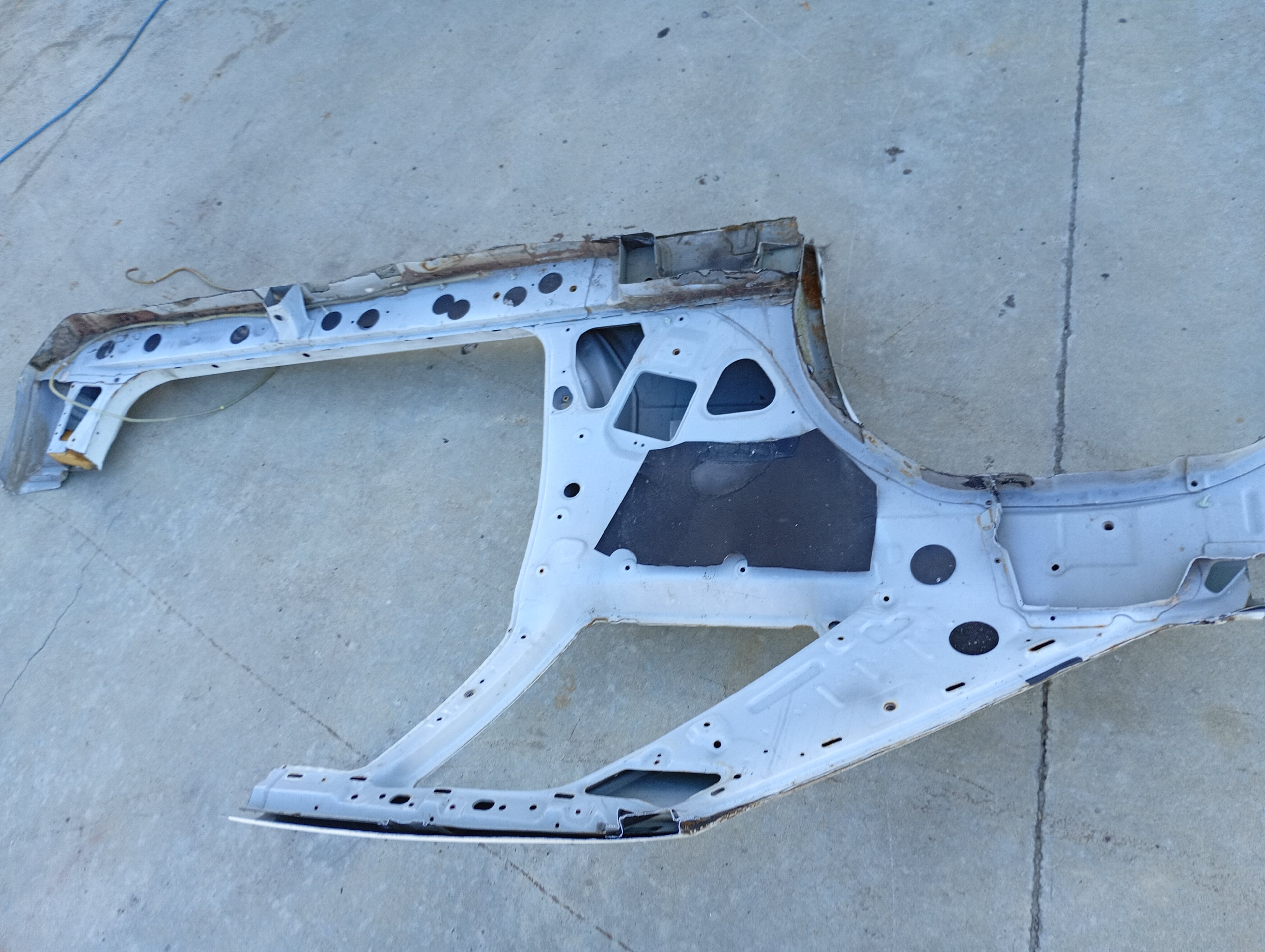 LEFT Sill Cut, R32 GTR
