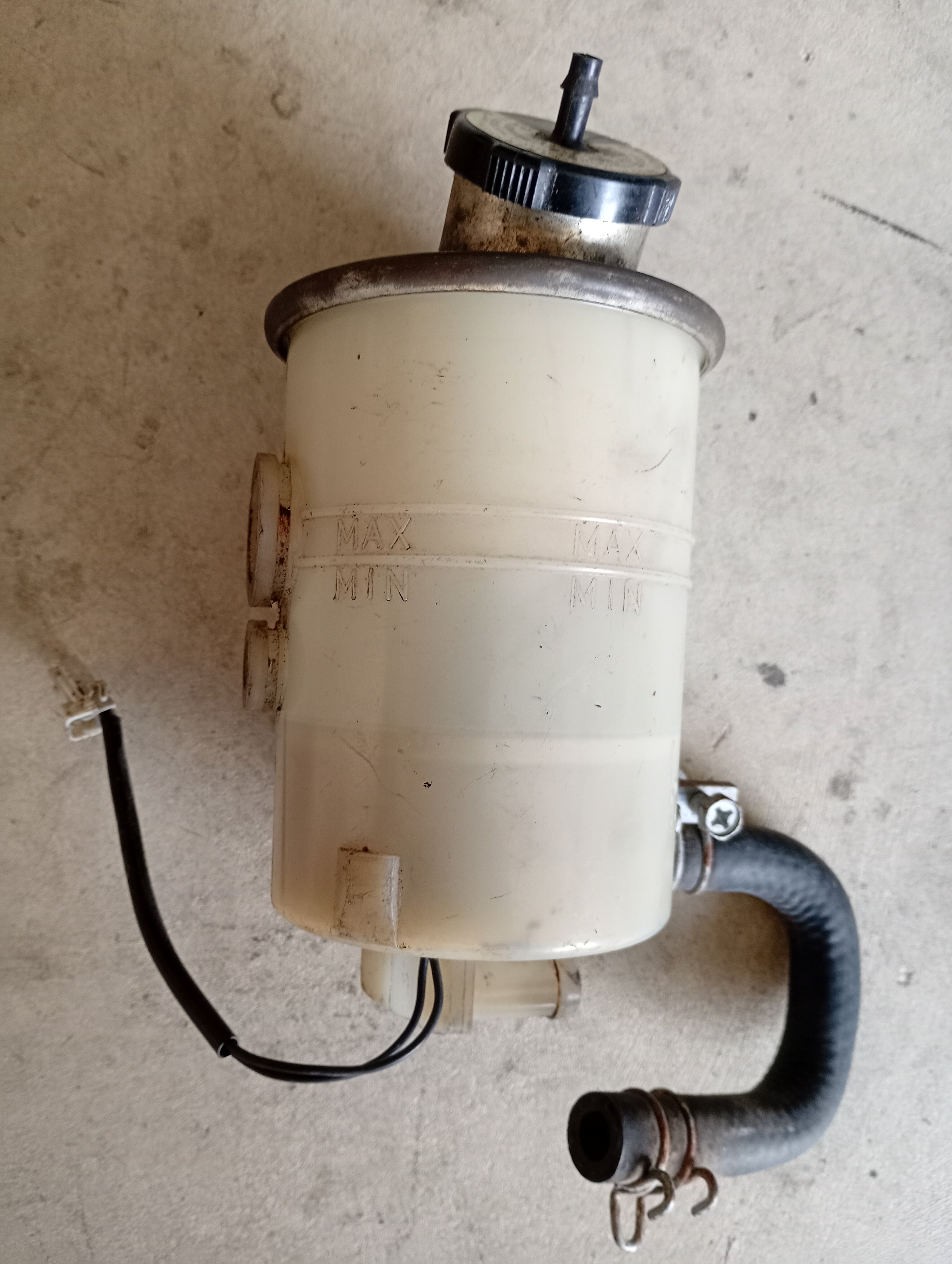 Attesa Fluid Reservoir ONLY, R32 GTR
