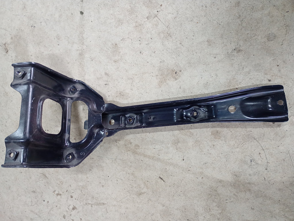 Bonnet Support, R32 Gts/t