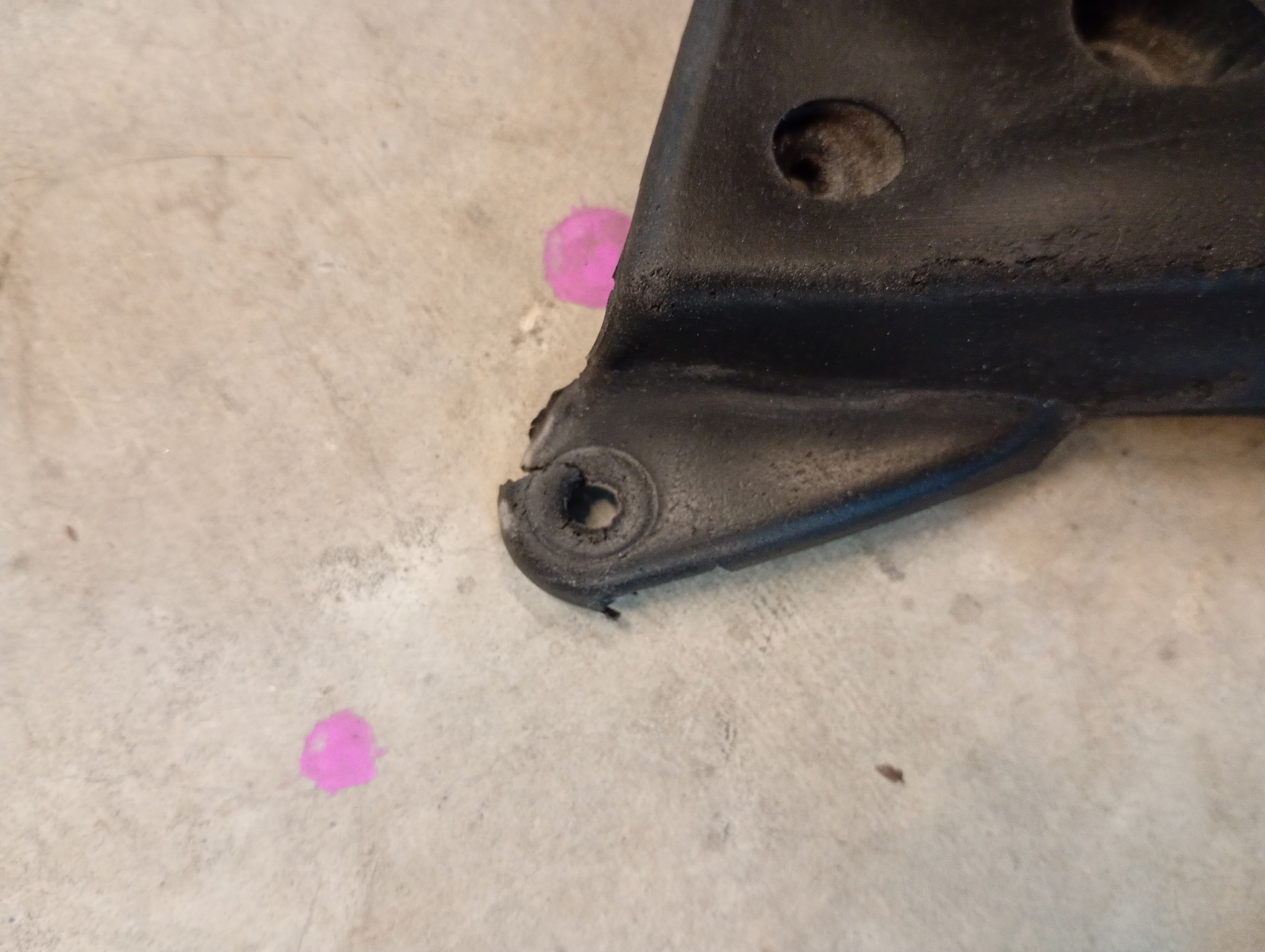 LEFT Upper Door Glass Seal, R32 Coupe