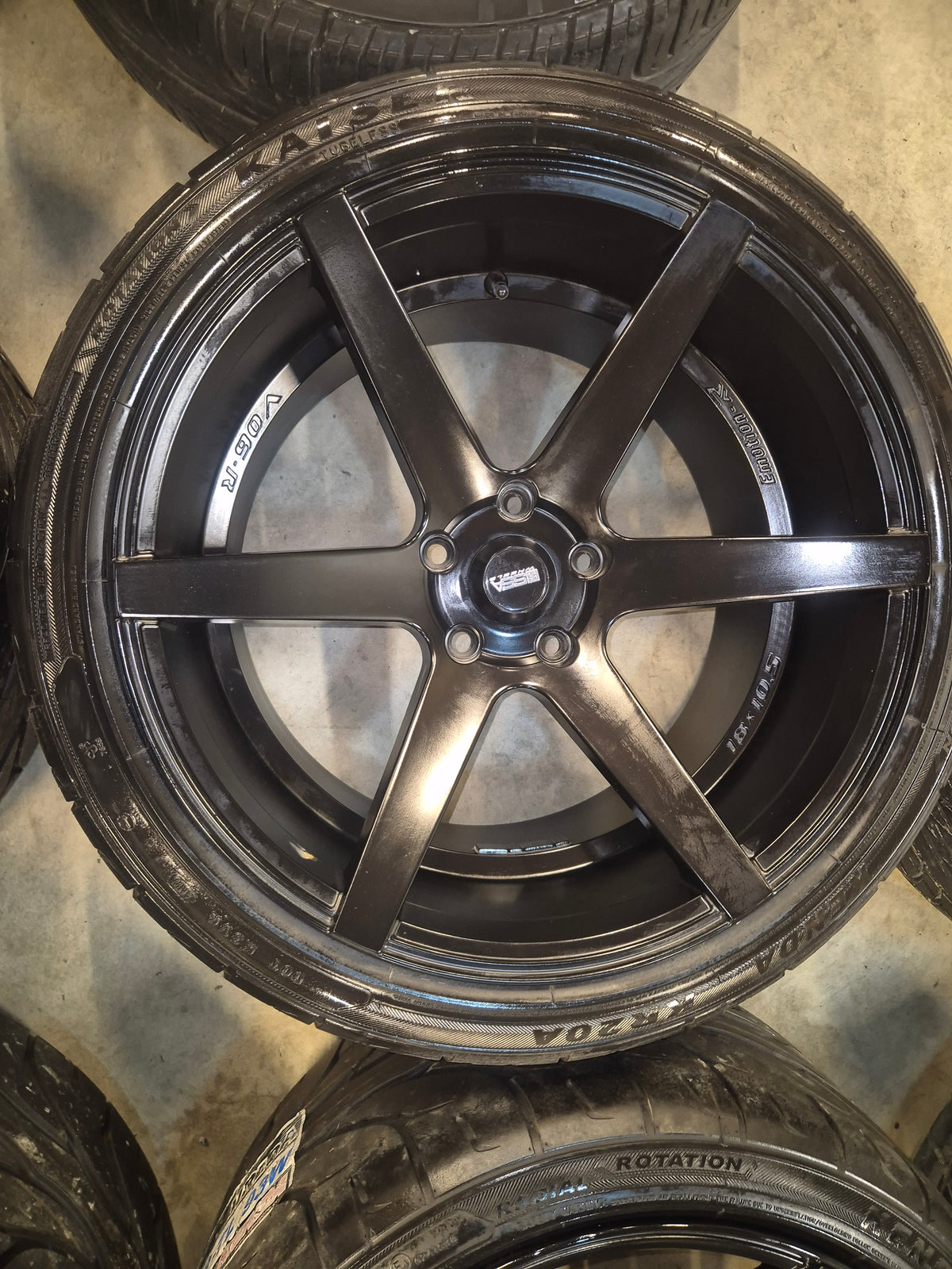 SSA Emotion R 18x10.5 w/Tyres *New