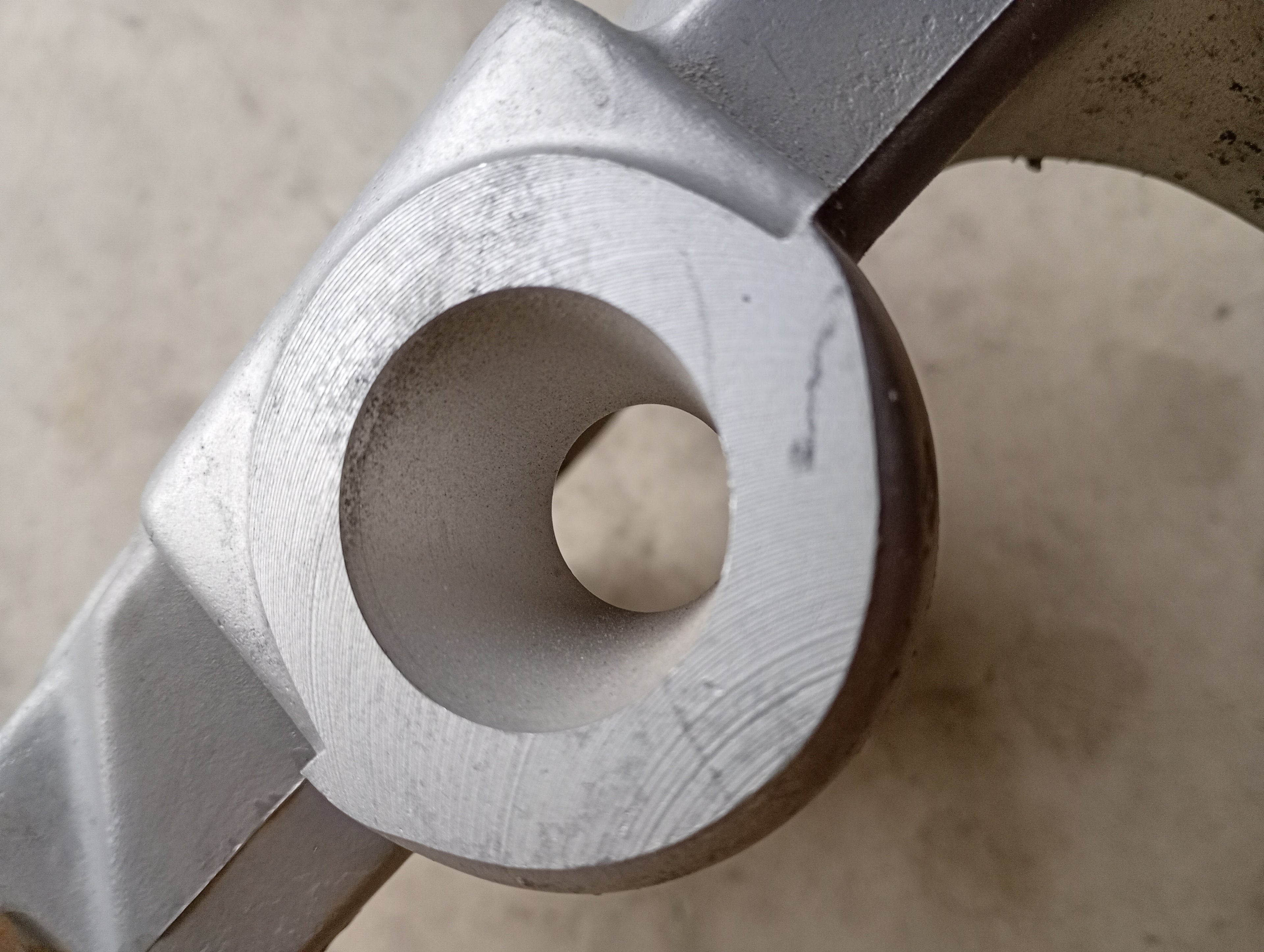 LEFT Rear Hub Carrier, R32 GTR