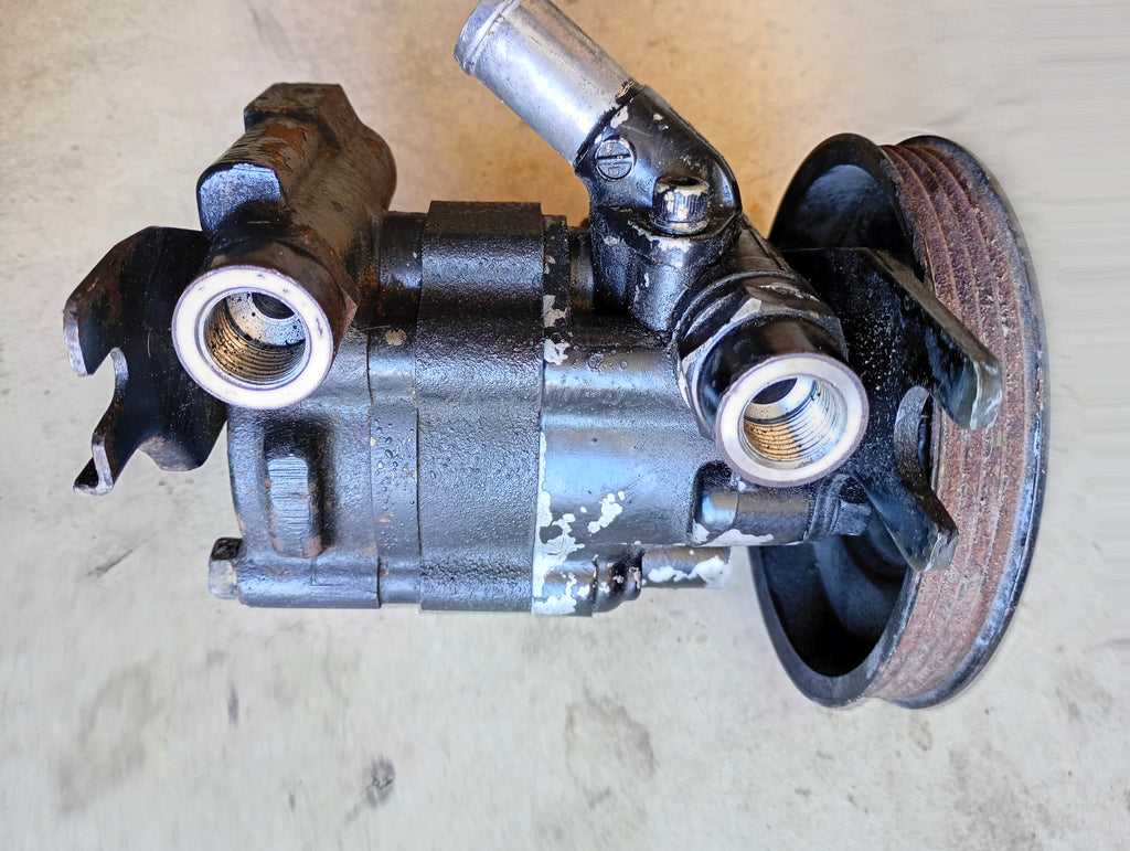 Power Steering Pump, R32 GTS