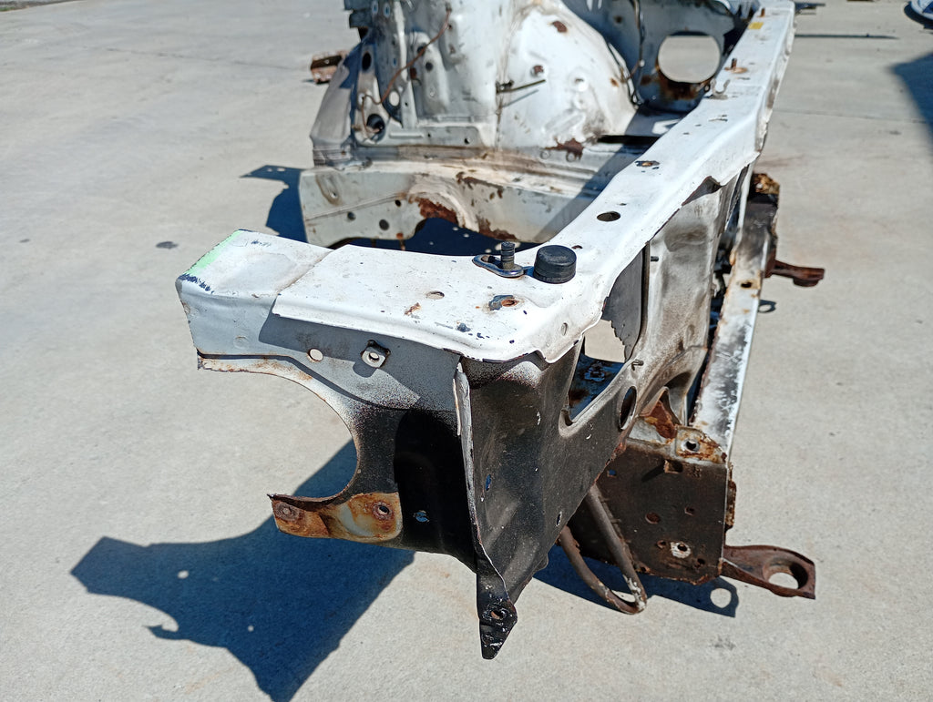 Front Clip, R32 GTR