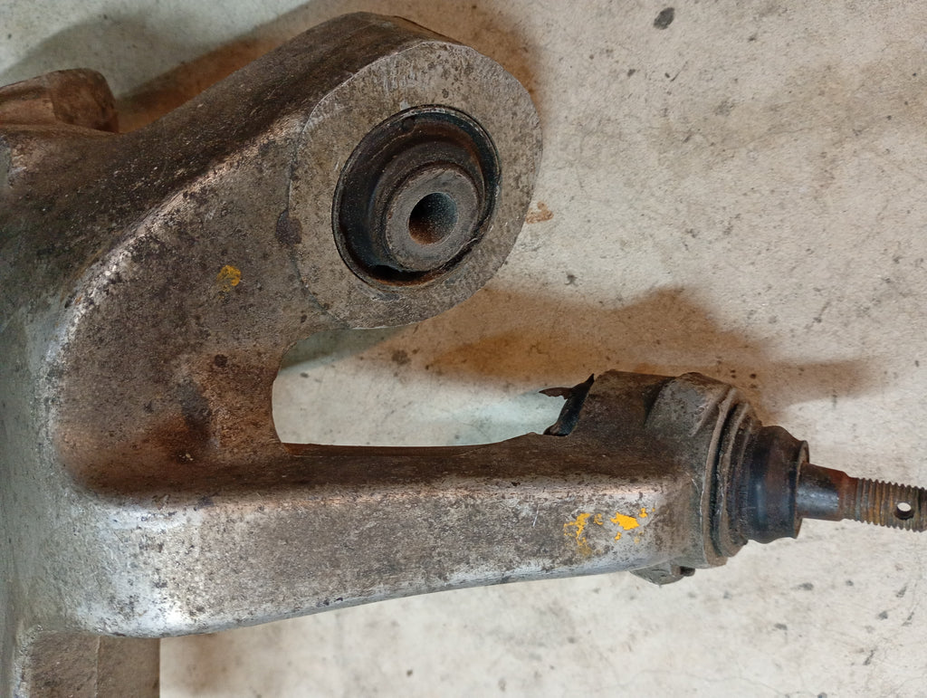 RIGHT Rear Hub Carrier, R32 GTR