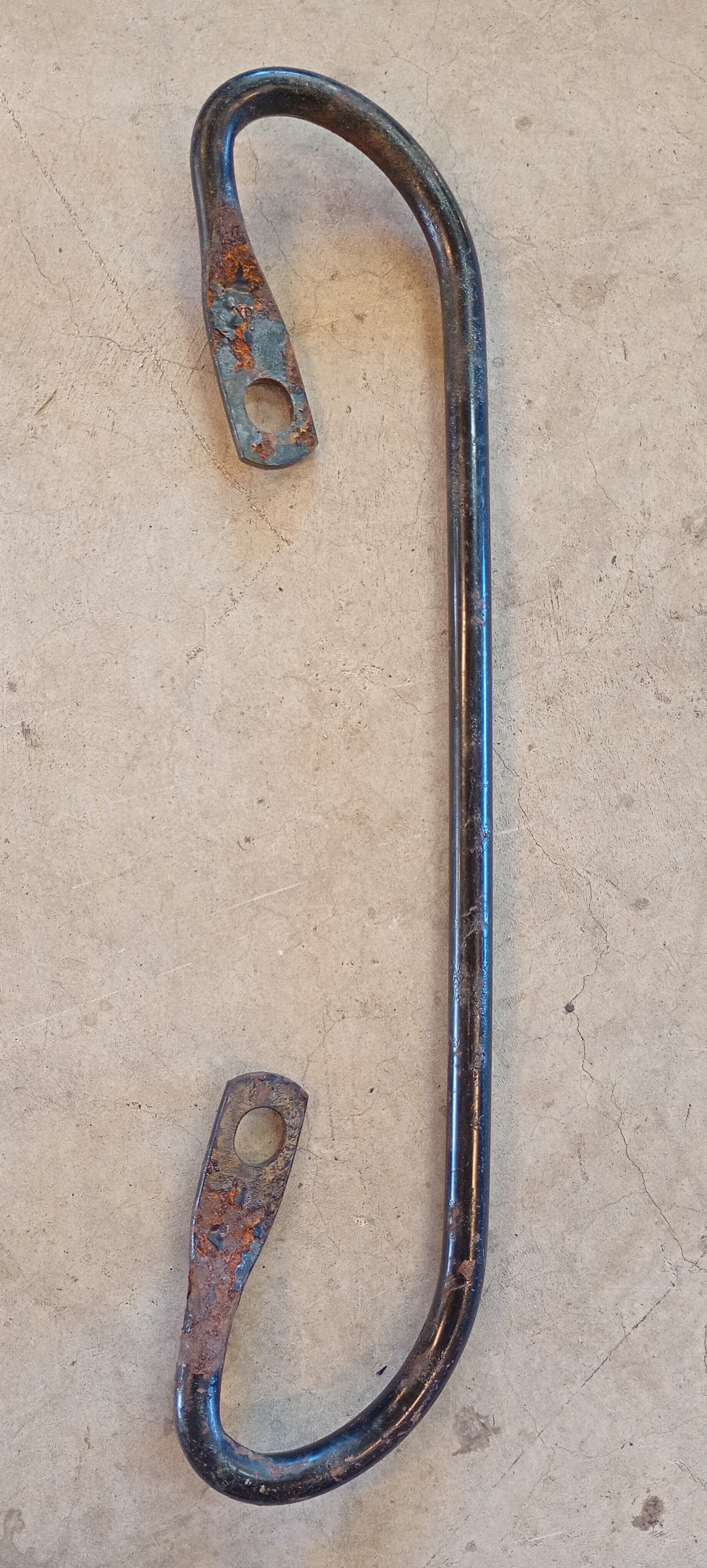 Front Seat Belt Mounting Rail, R32 2dr