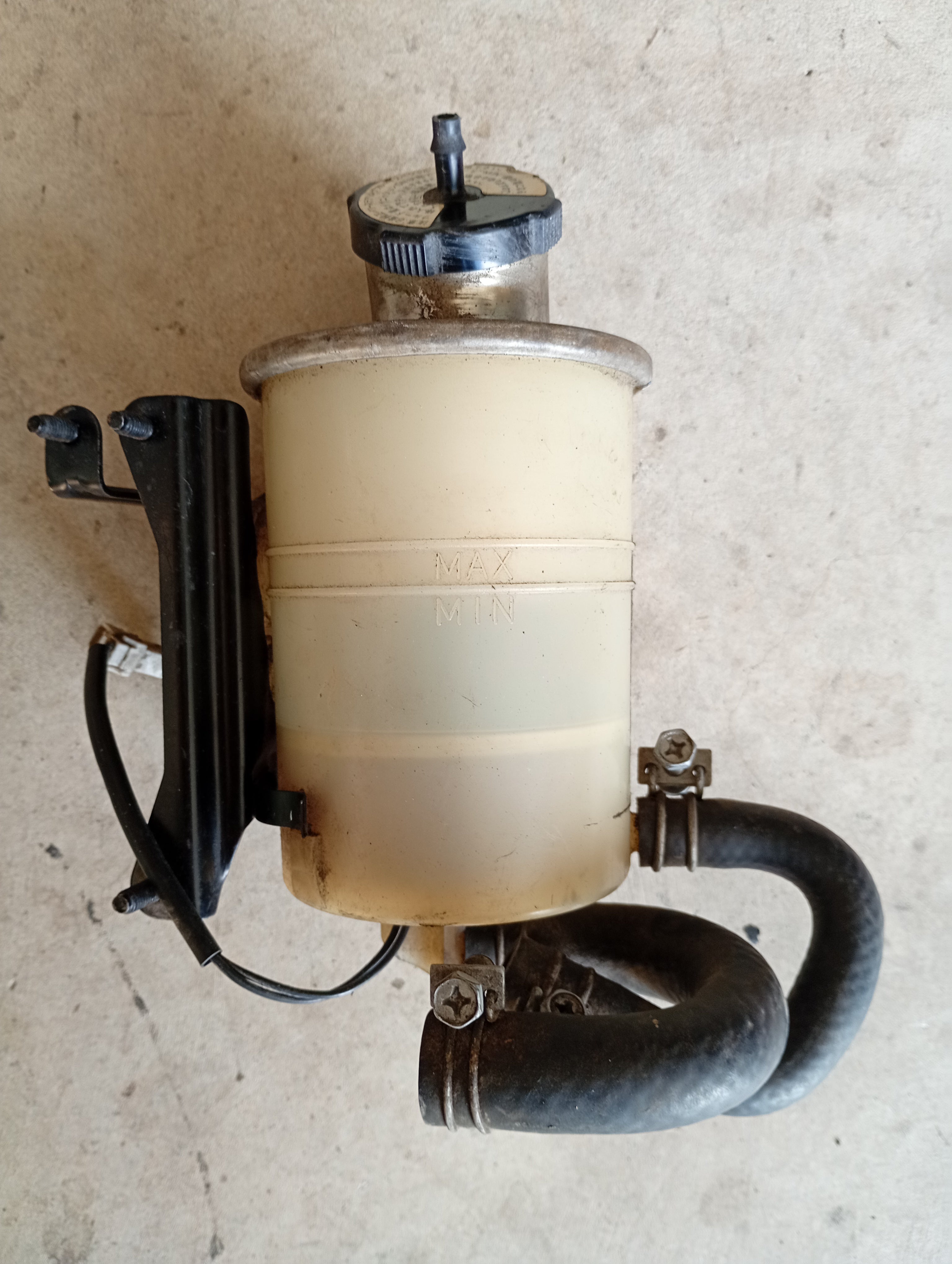 Attesa Fluid Reservoir ONLY, R32 GTR