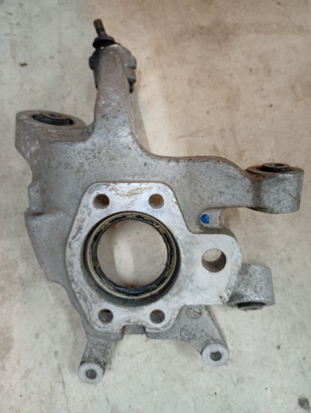 RIGHT Rear Hub Carrier, R32 GTR