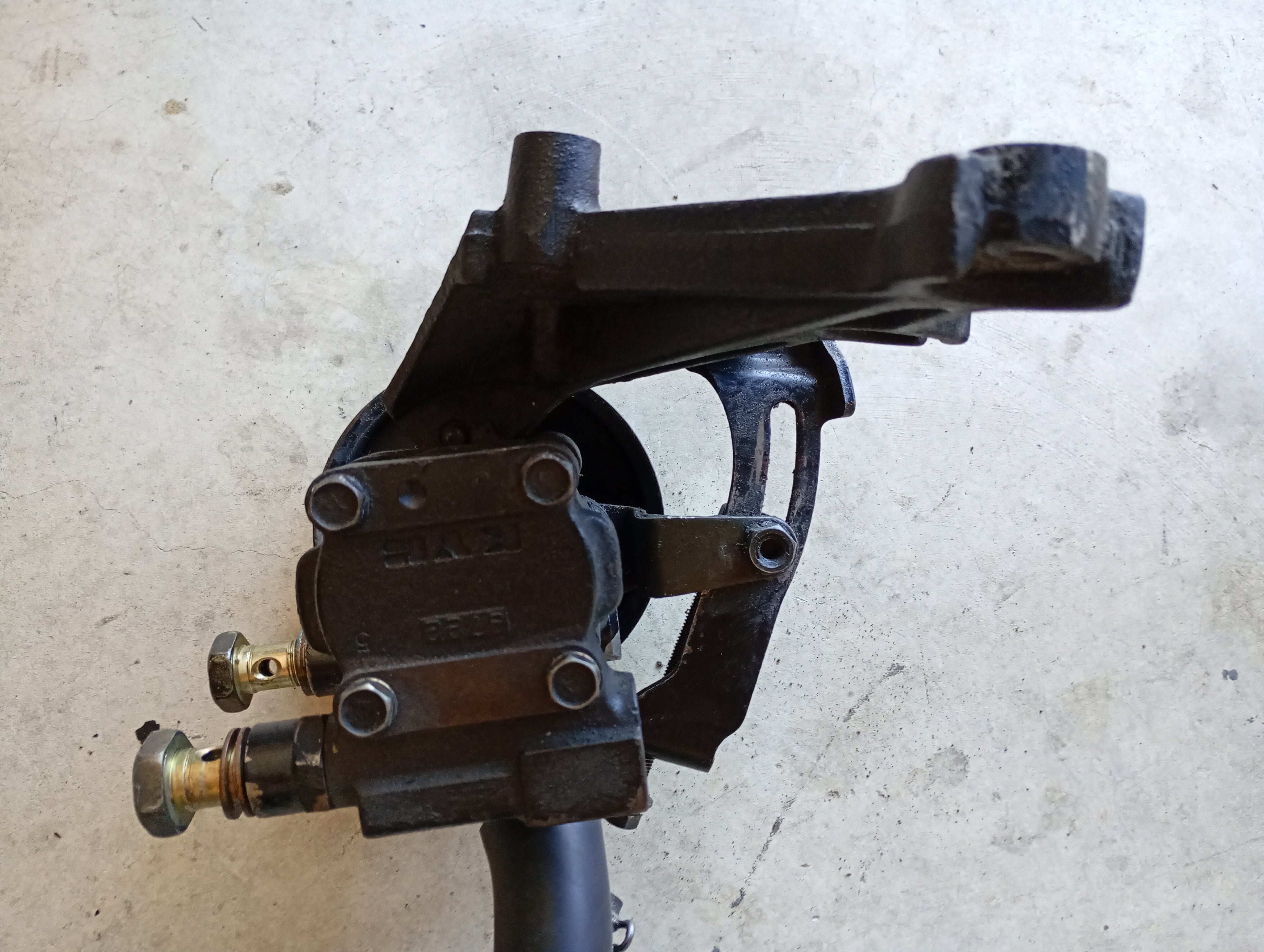 Power Steering Pump, R32 GTS