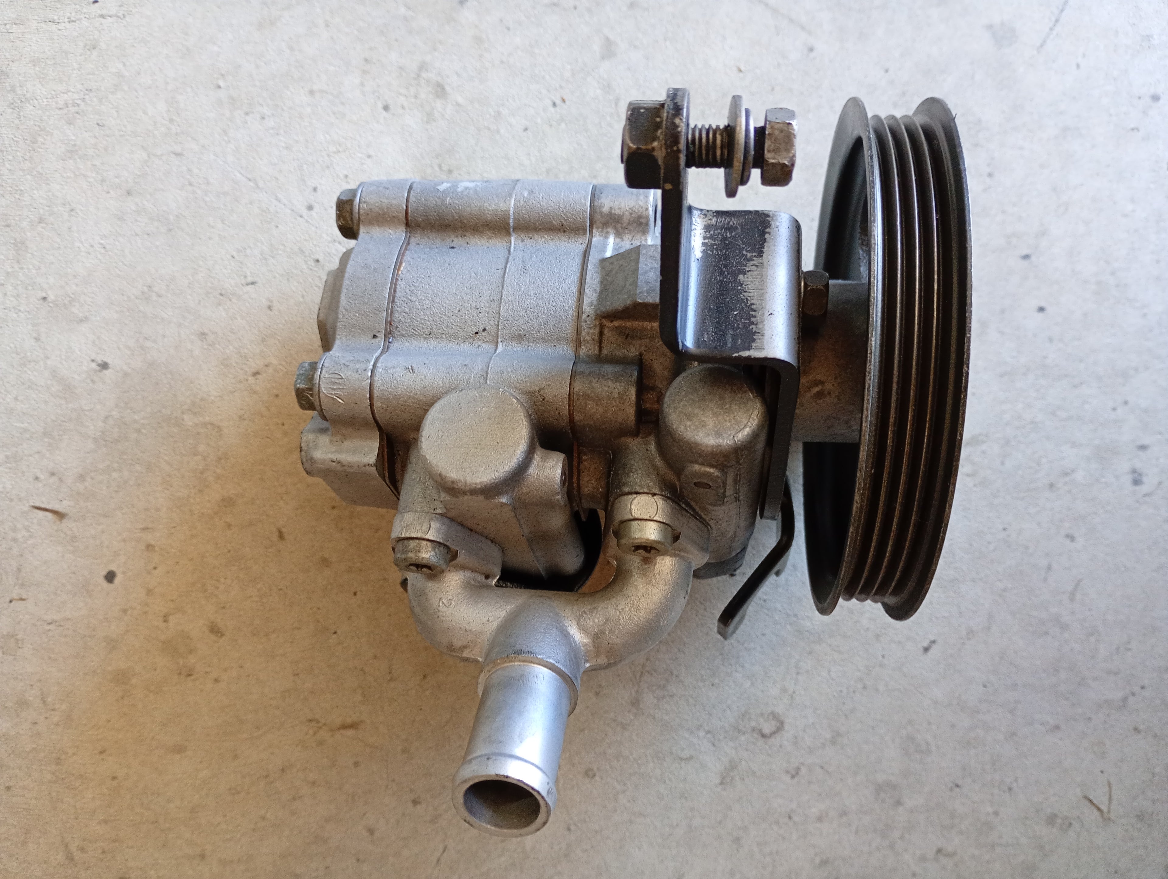 Power Steering Pump, R32 GTR