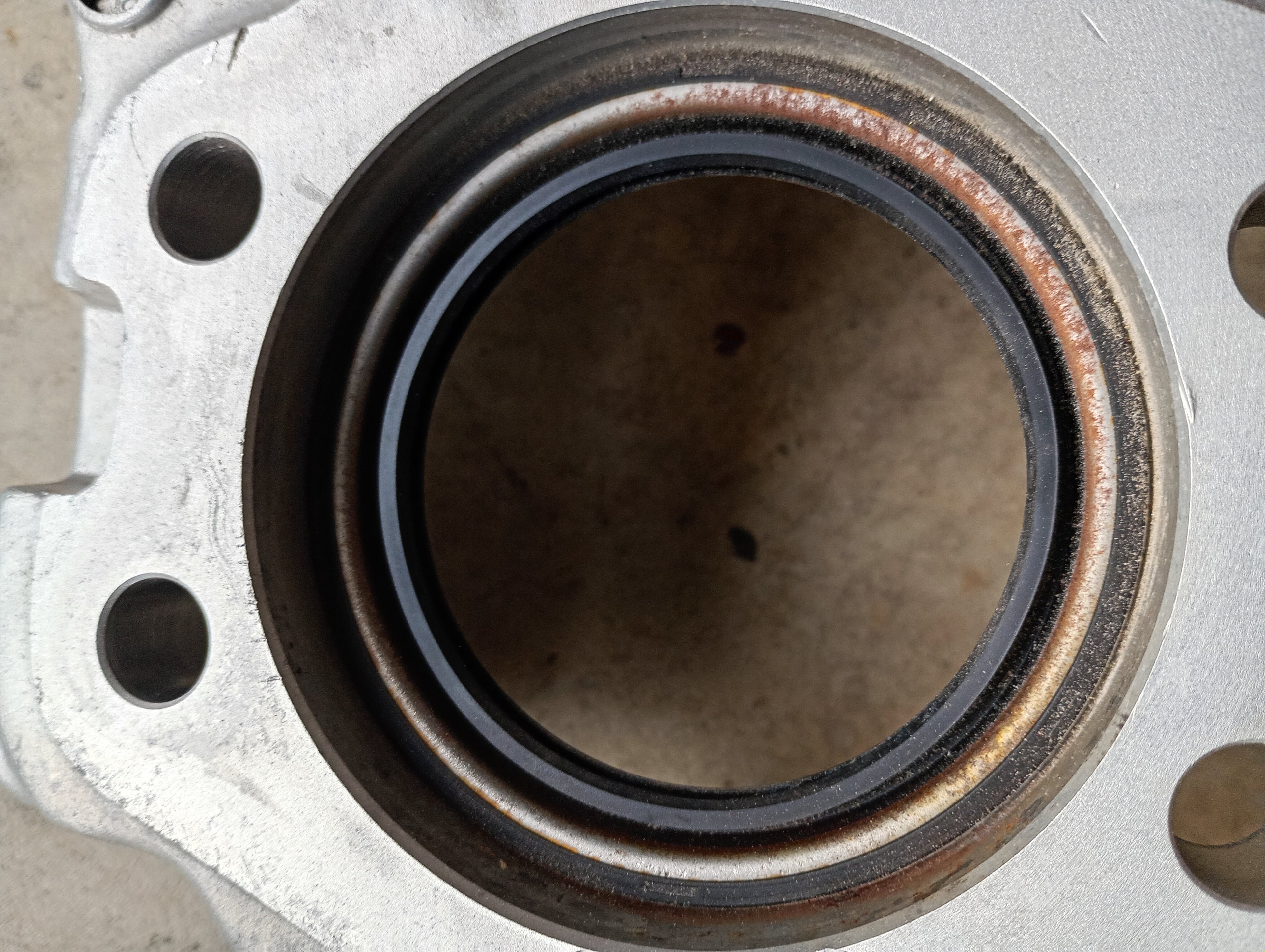 LEFT Rear Hub Carrier, R32 GTR