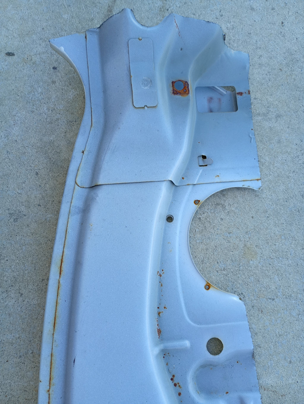 Parcel Tray Cut, R32 GTR
