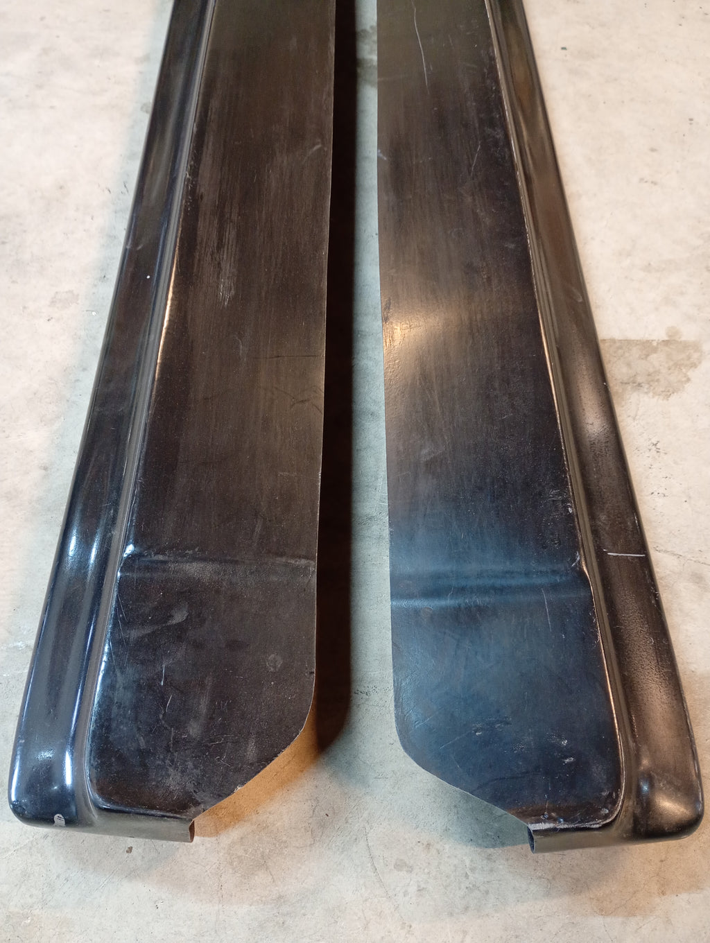 N1 Side skirt extensions, R32 GTR