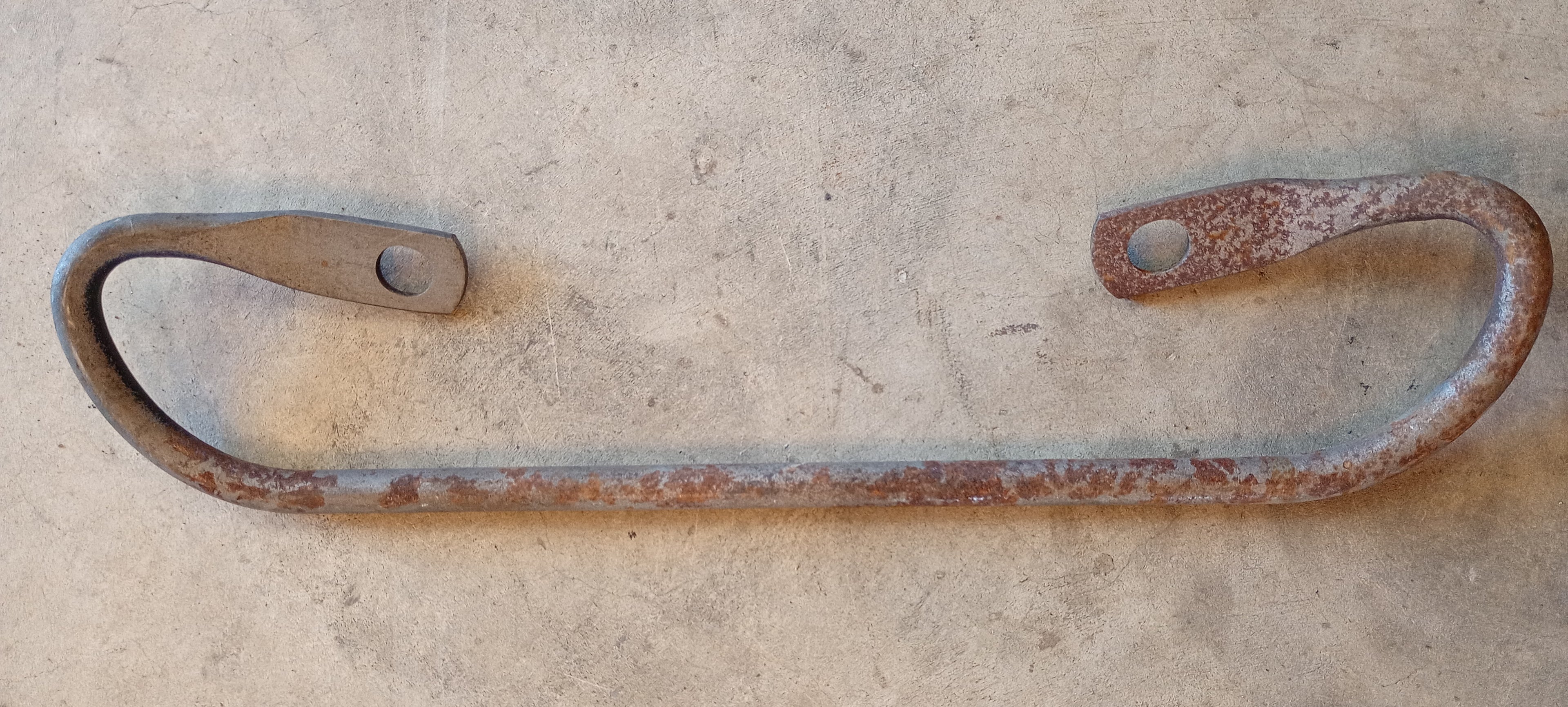 Front Seat Belt Mounting Rail, R32 2dr