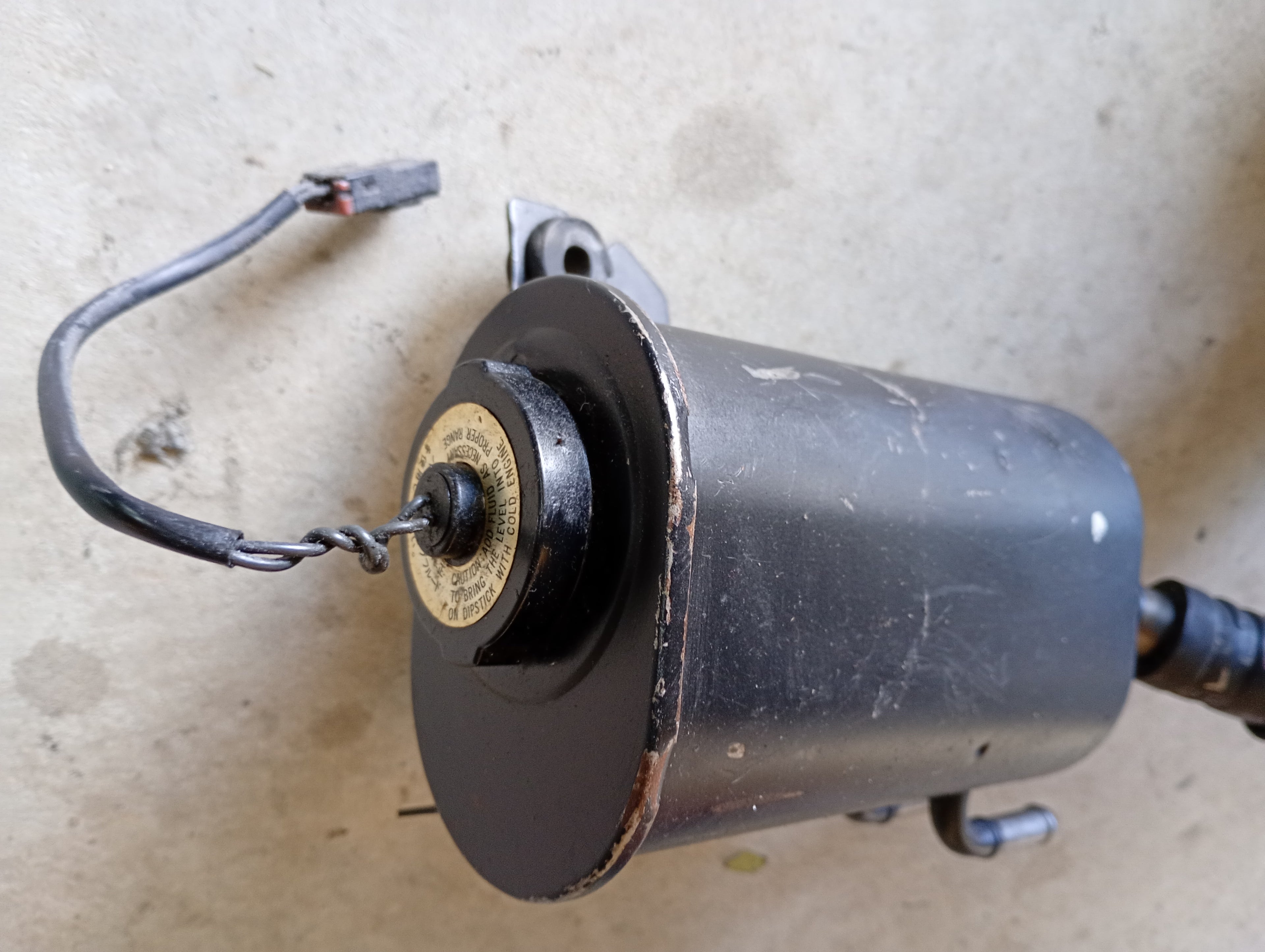 Power Steering Reservoir, R32 GTR